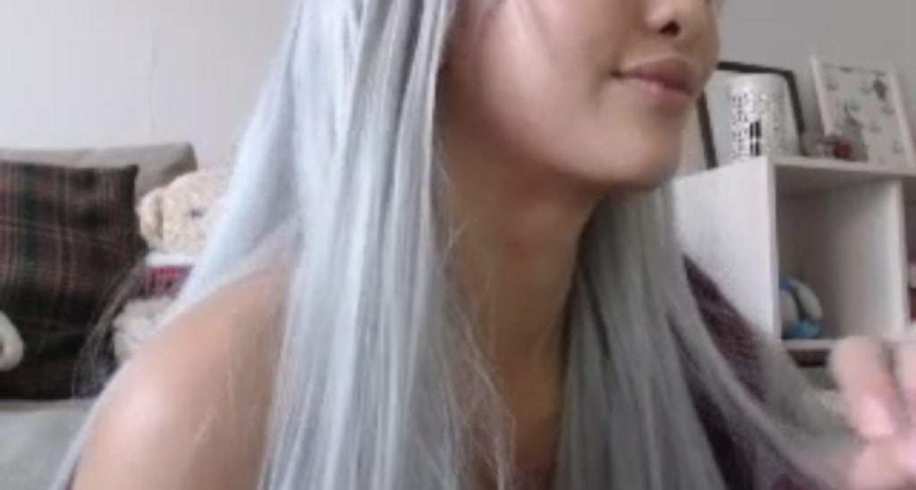 MissReinaT video thumbnail
