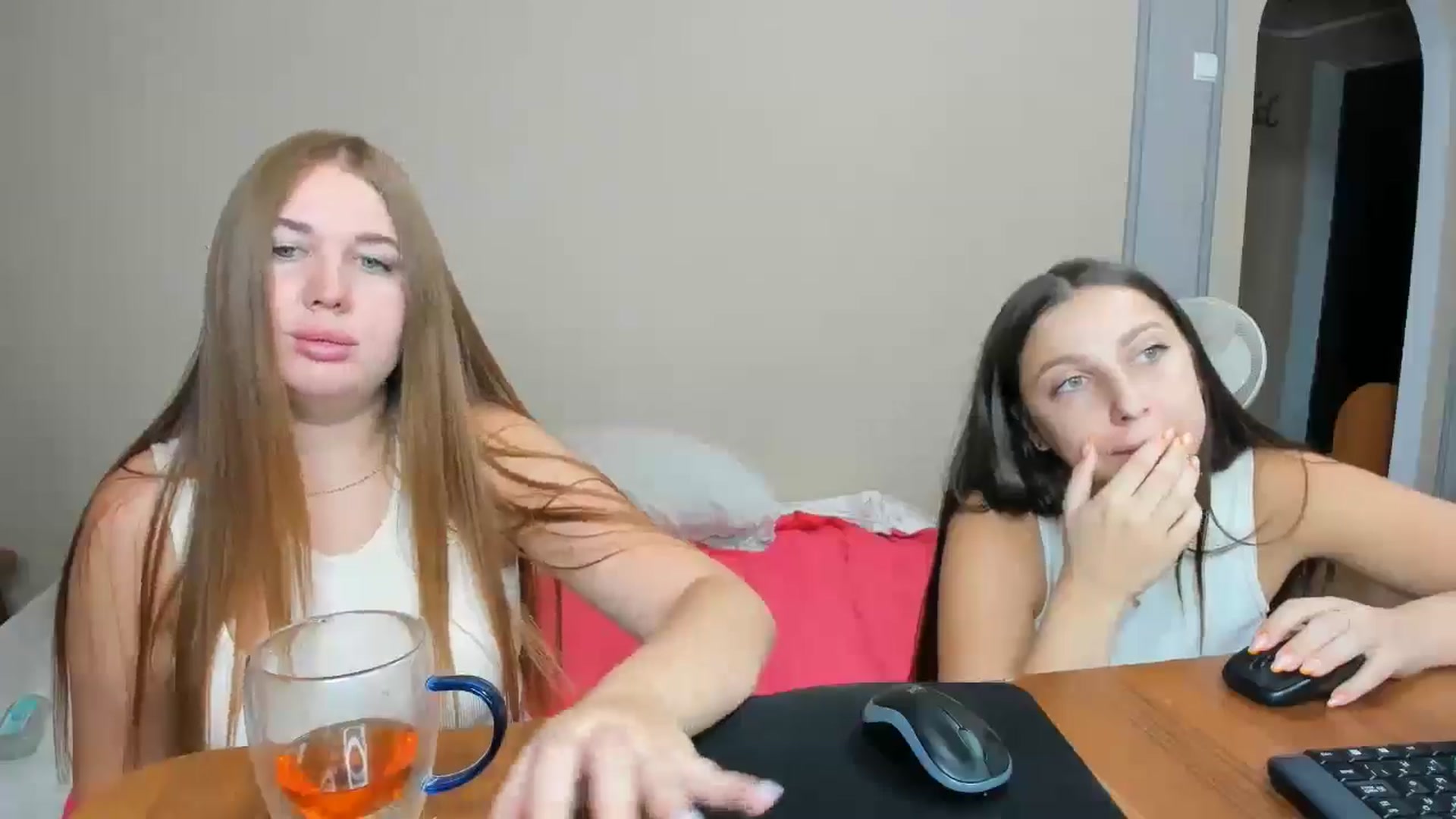 IFlowersGirl video thumbnail