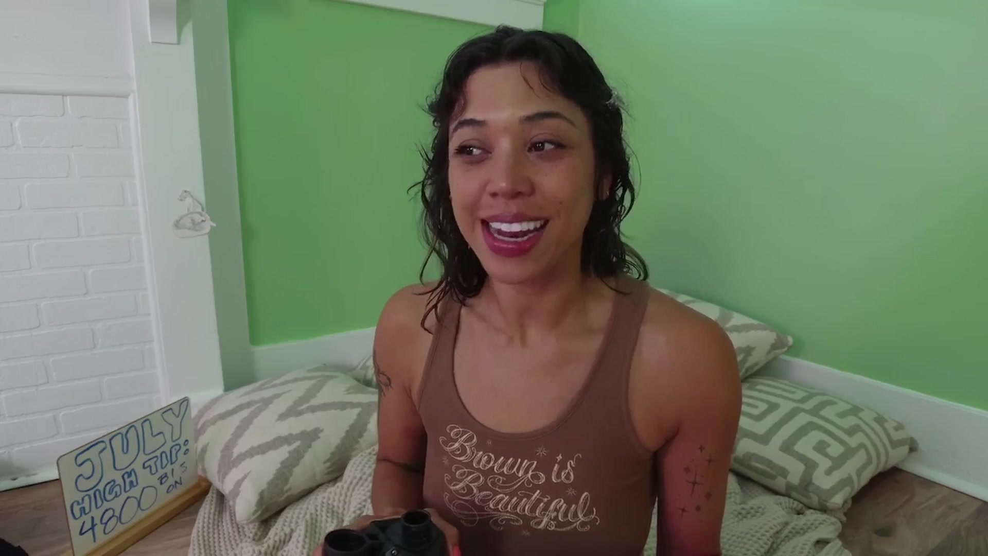 KissingHigh video thumbnail