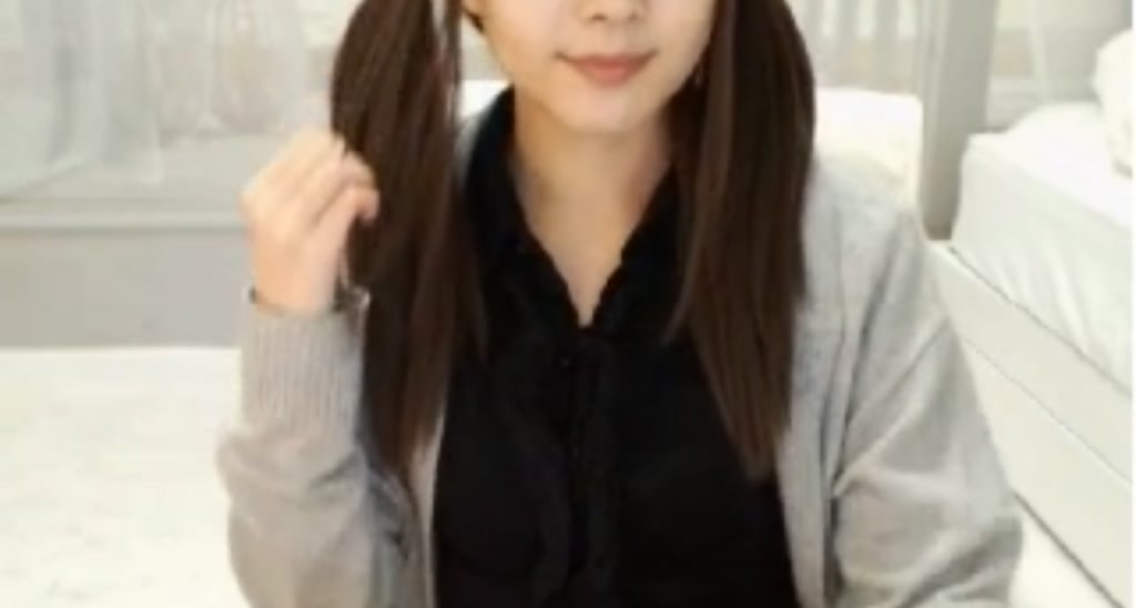 XxMayuka video thumbnail
