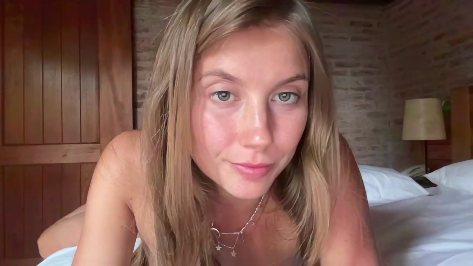 JasSurfGirl video thumbnail