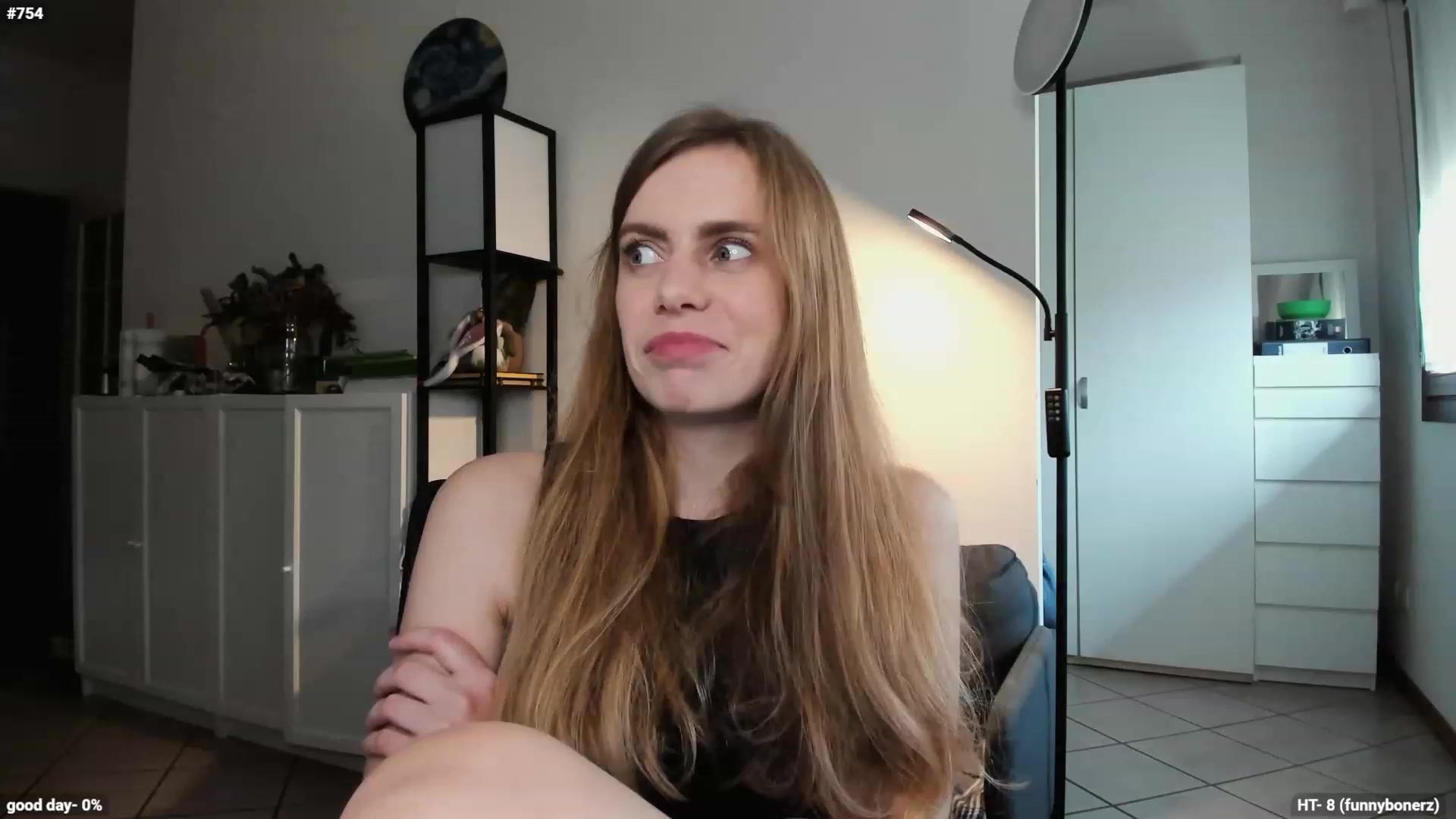 Personage video thumbnail
