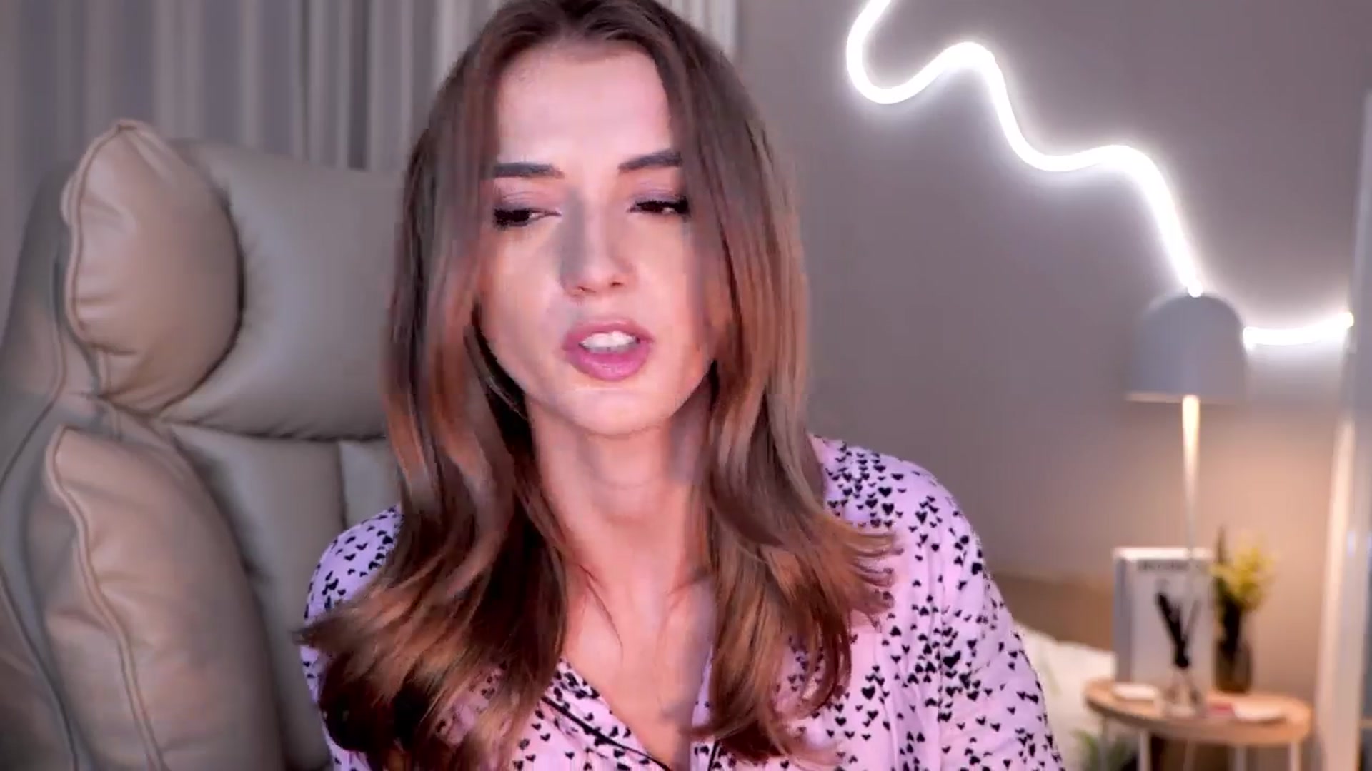 YannaJeen video thumbnail