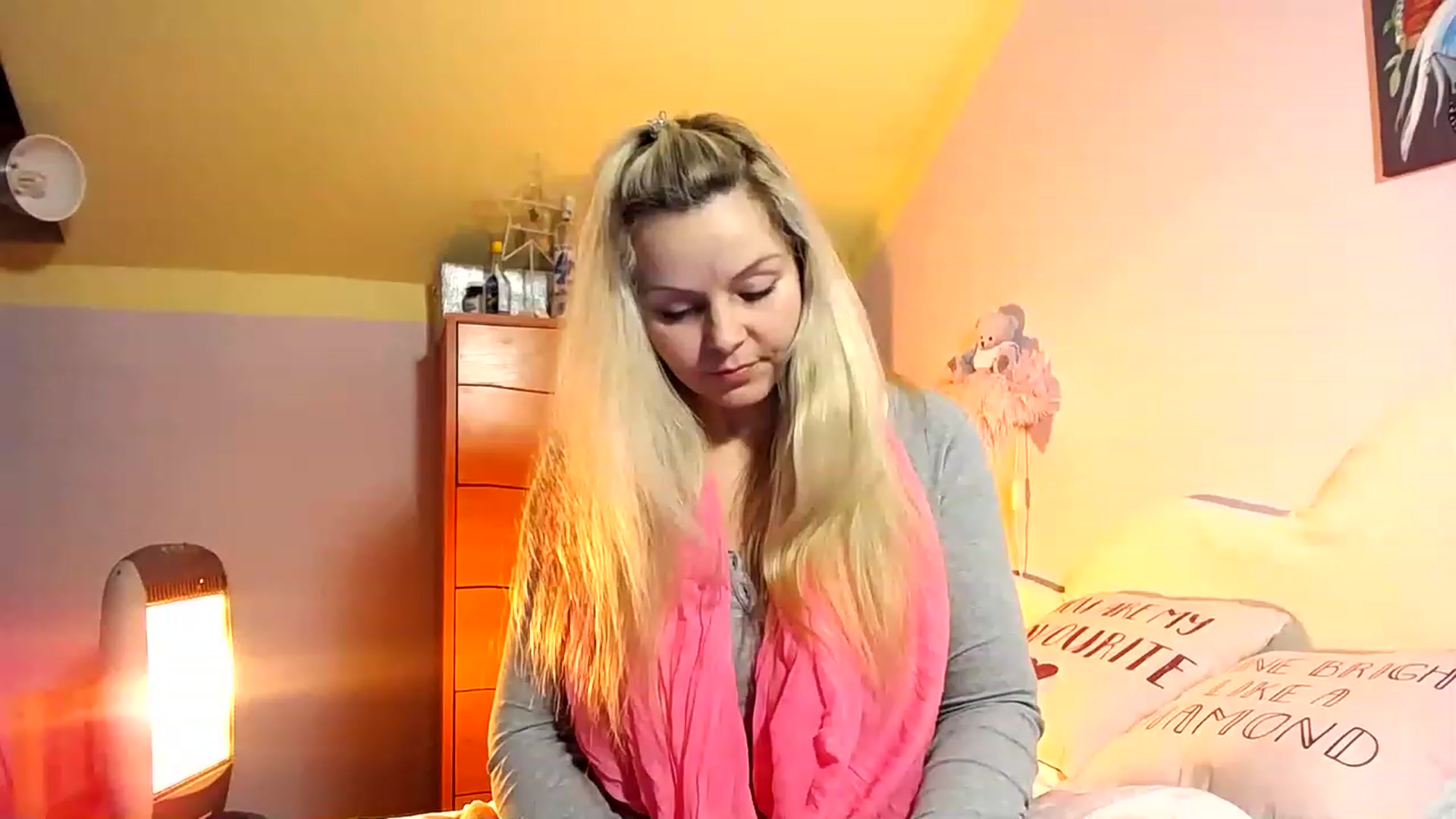 BlondeKylie video thumbnail