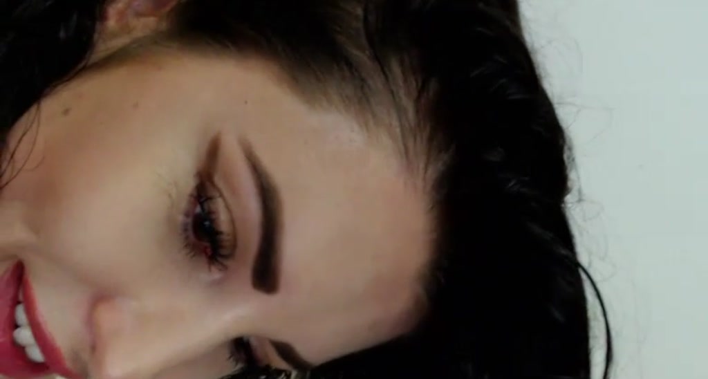 aLeDoll video thumbnail