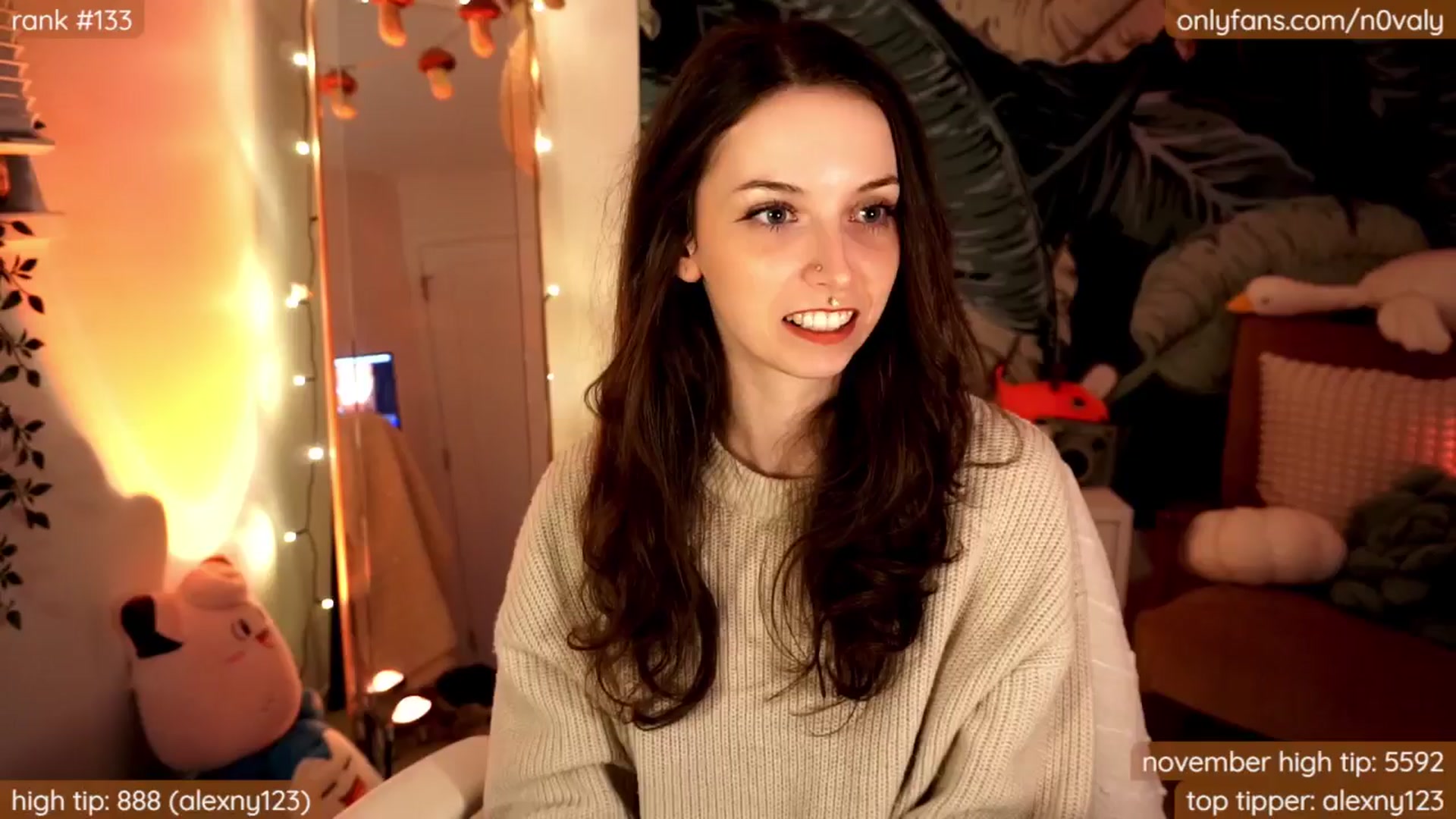 N0valy video thumbnail
