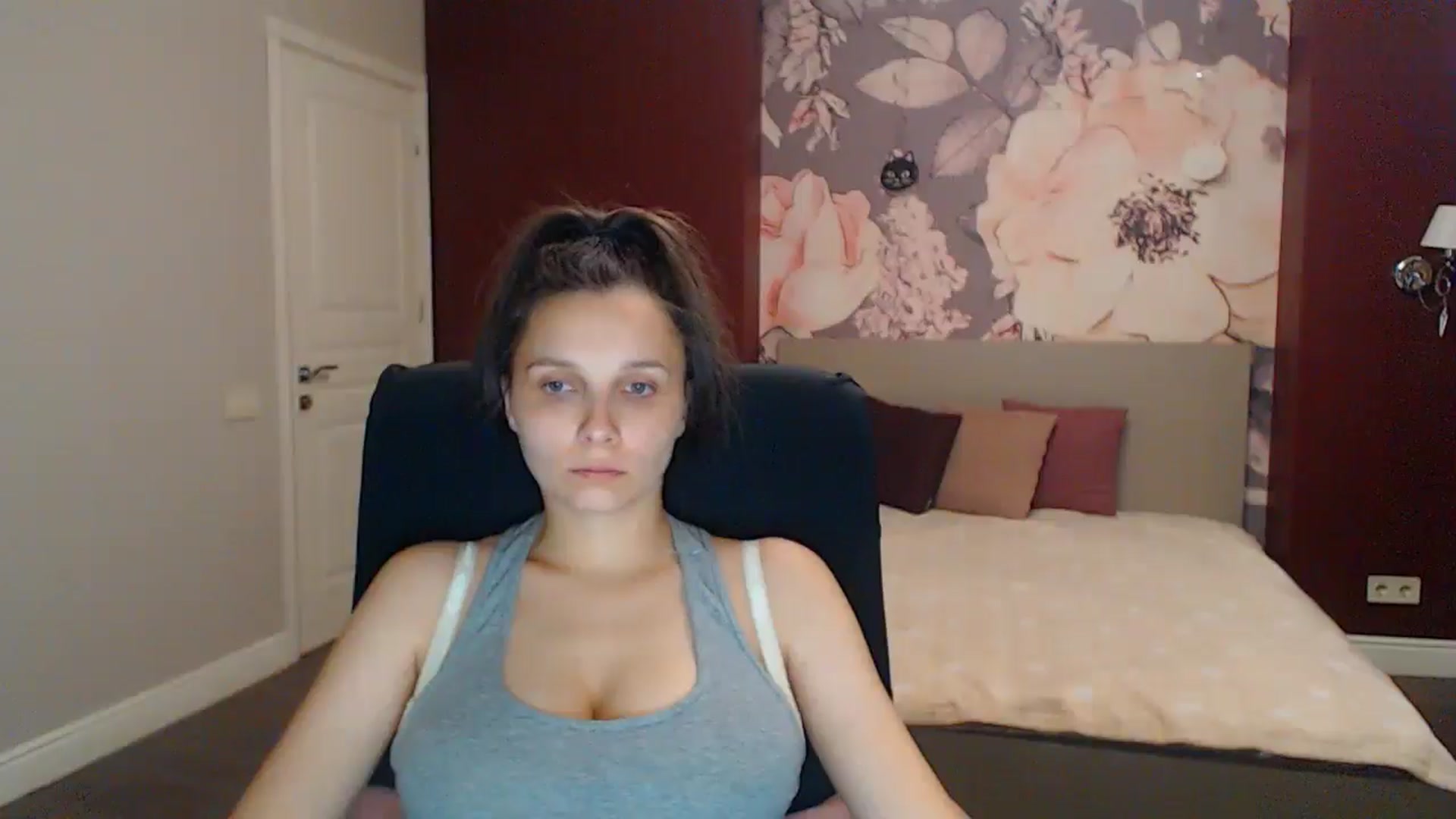 Karina_Mils video thumbnail