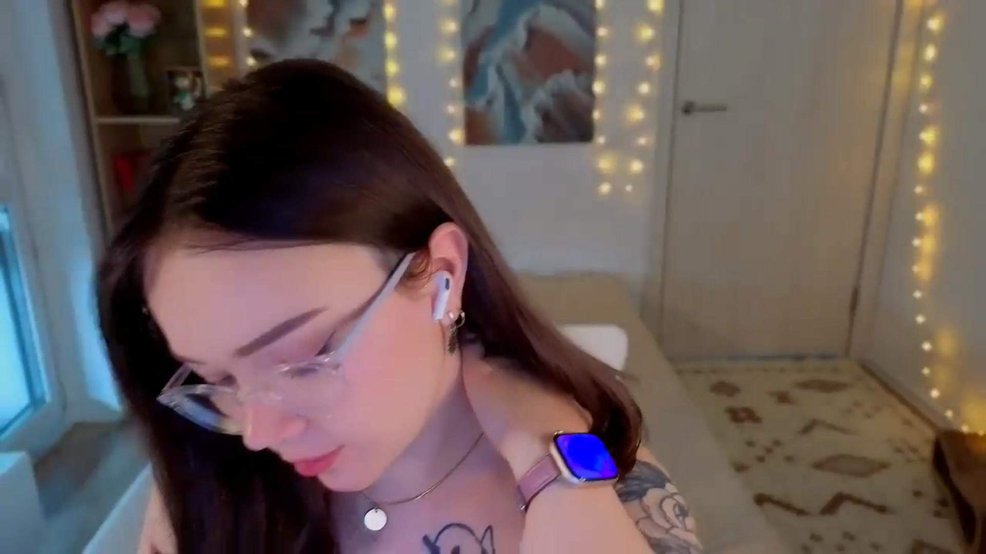 Milly_Saint video thumbnail