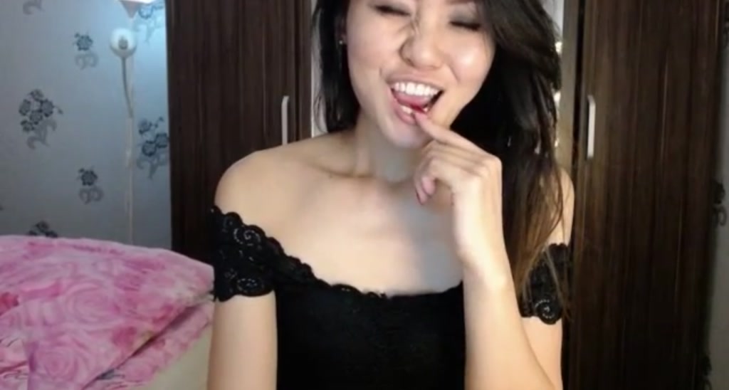 Cummmfetti video thumbnail