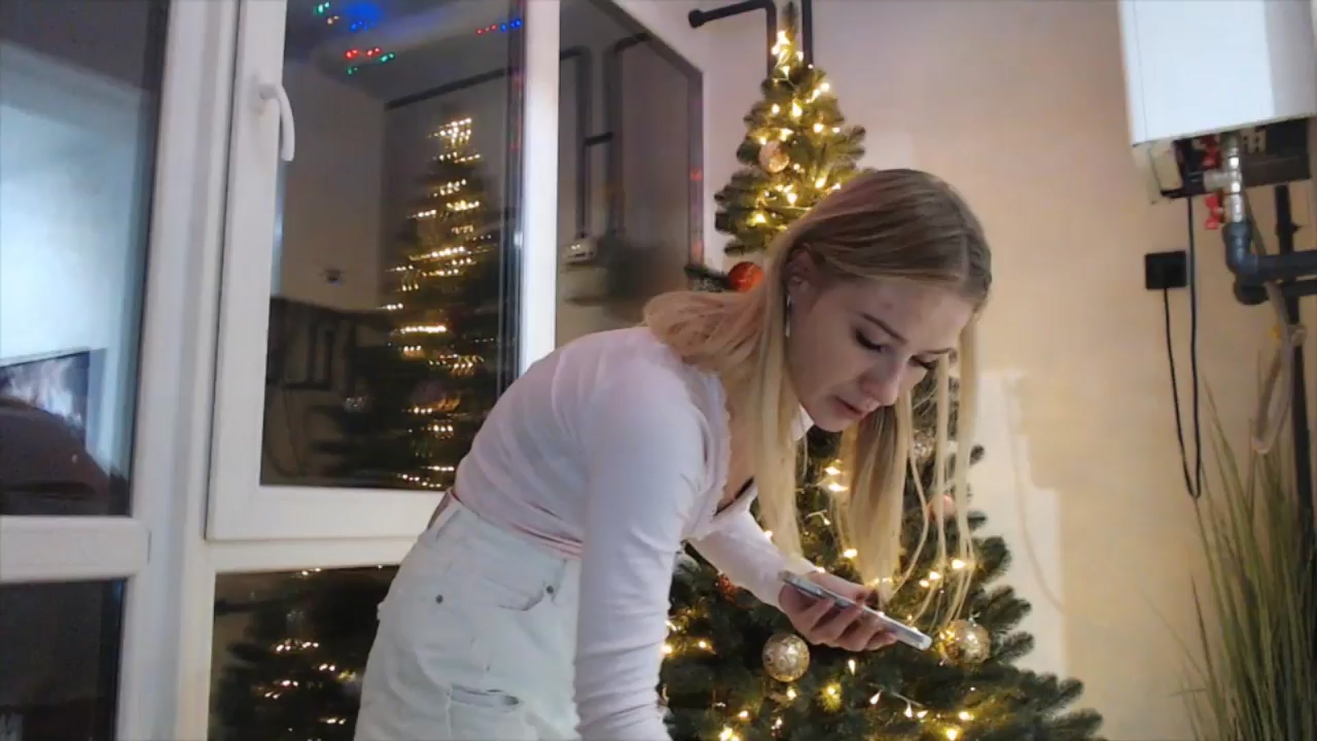 fiancee video thumbnail