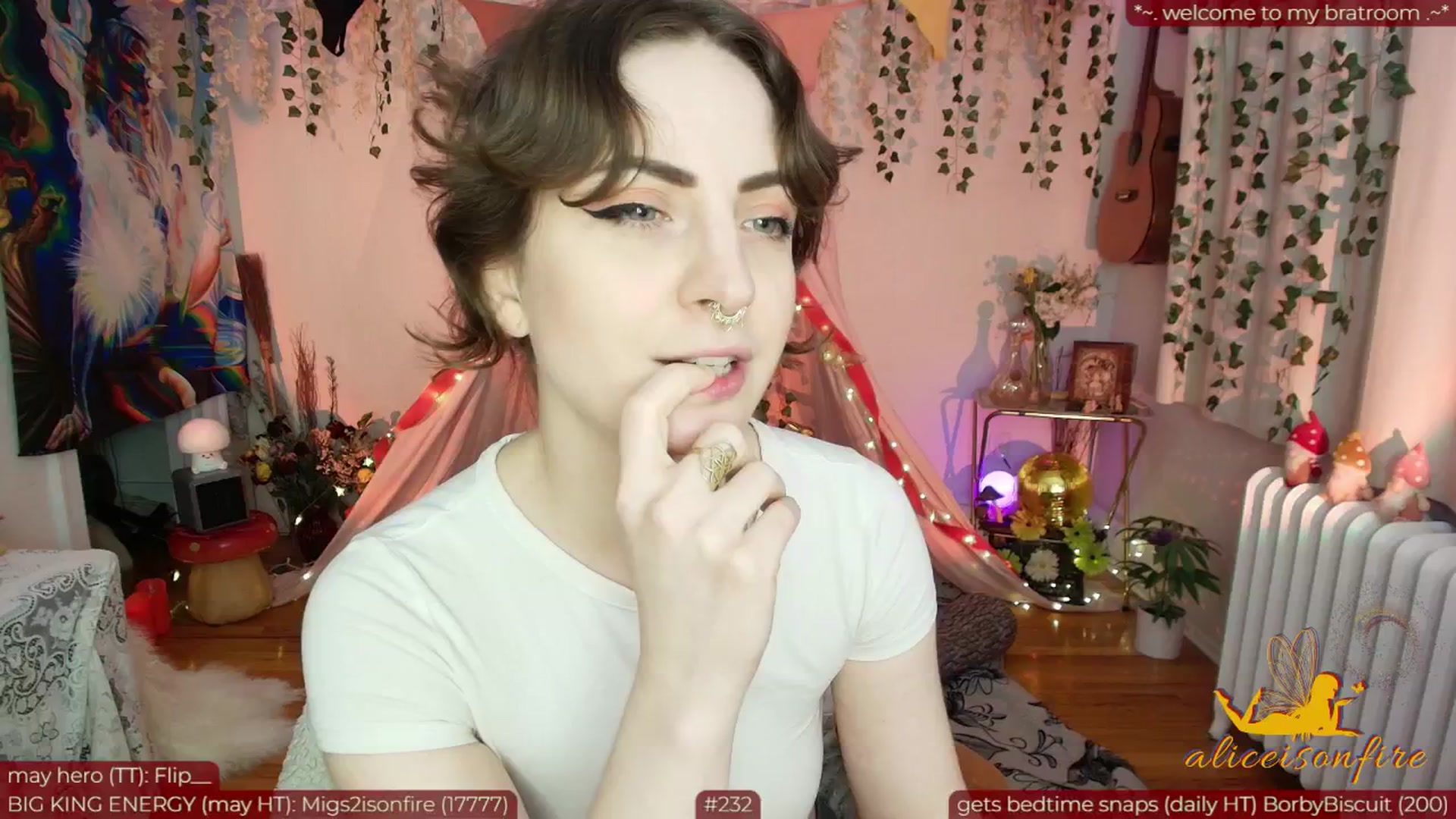 aliceisonfire video thumbnail