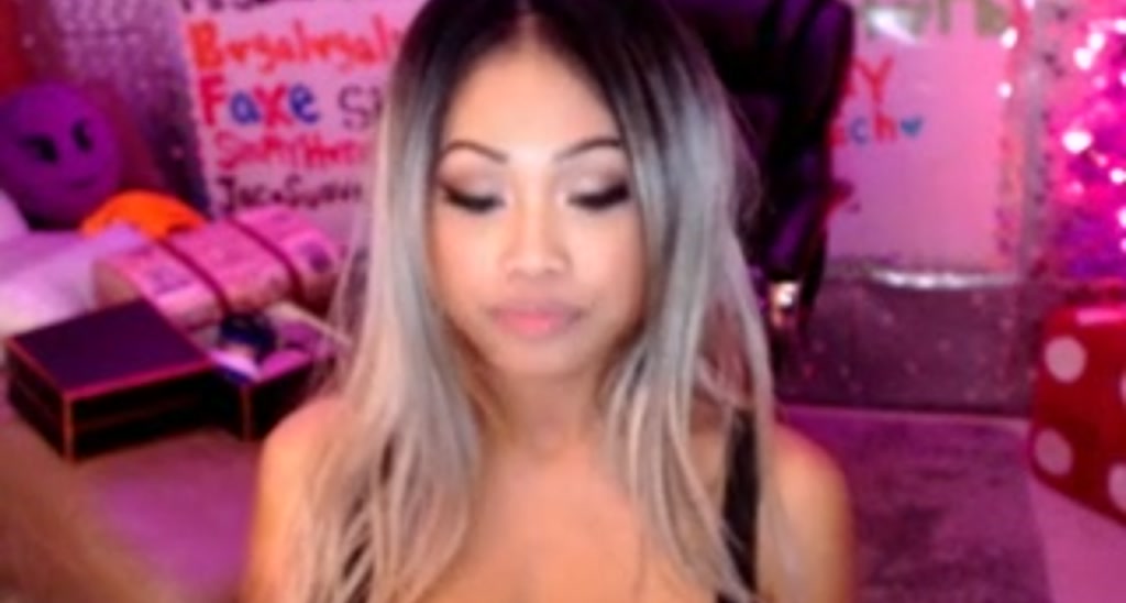 V_XMAS video thumbnail