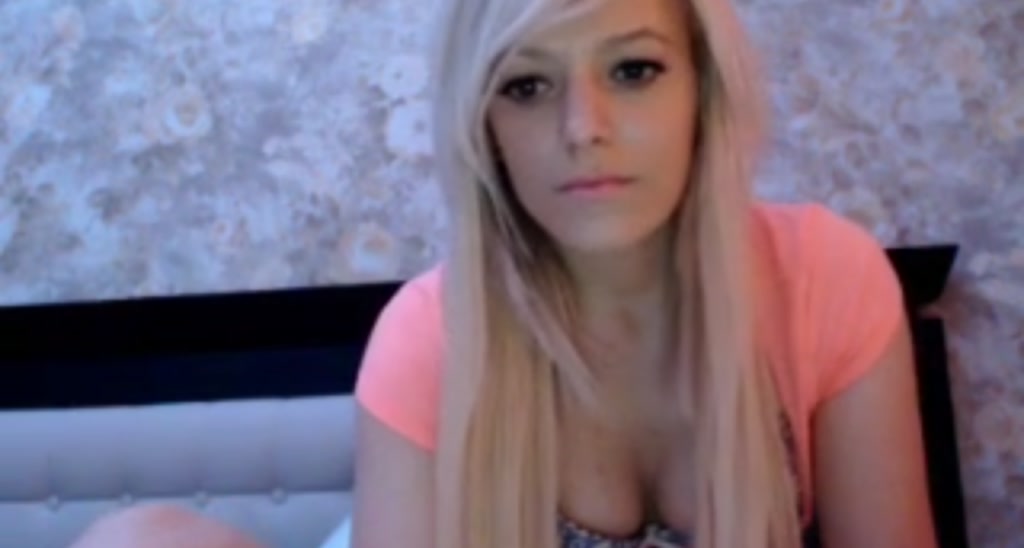 AwesomeBlonde video thumbnail