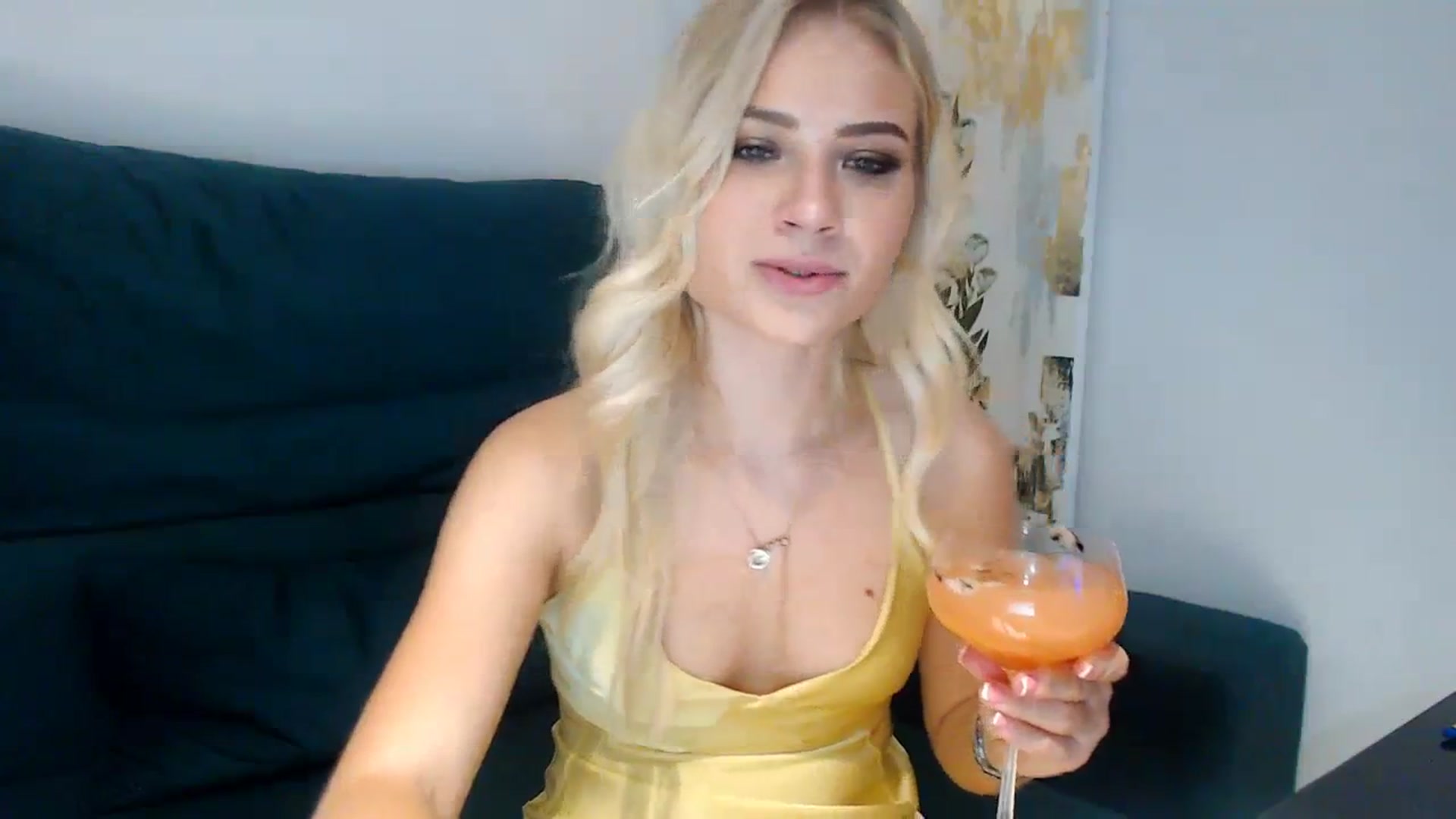 bridetobe video thumbnail