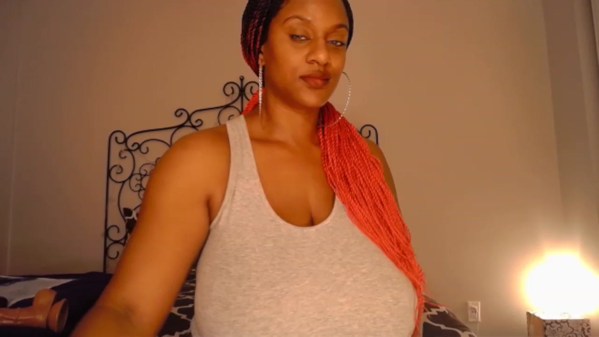 TheIconicGirl video thumbnail