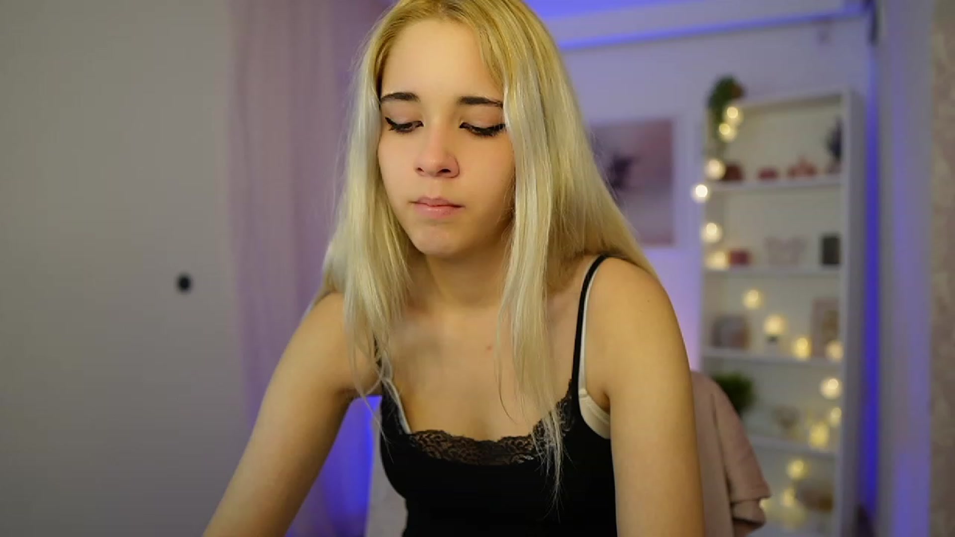 Katie_Kush18 video thumbnail