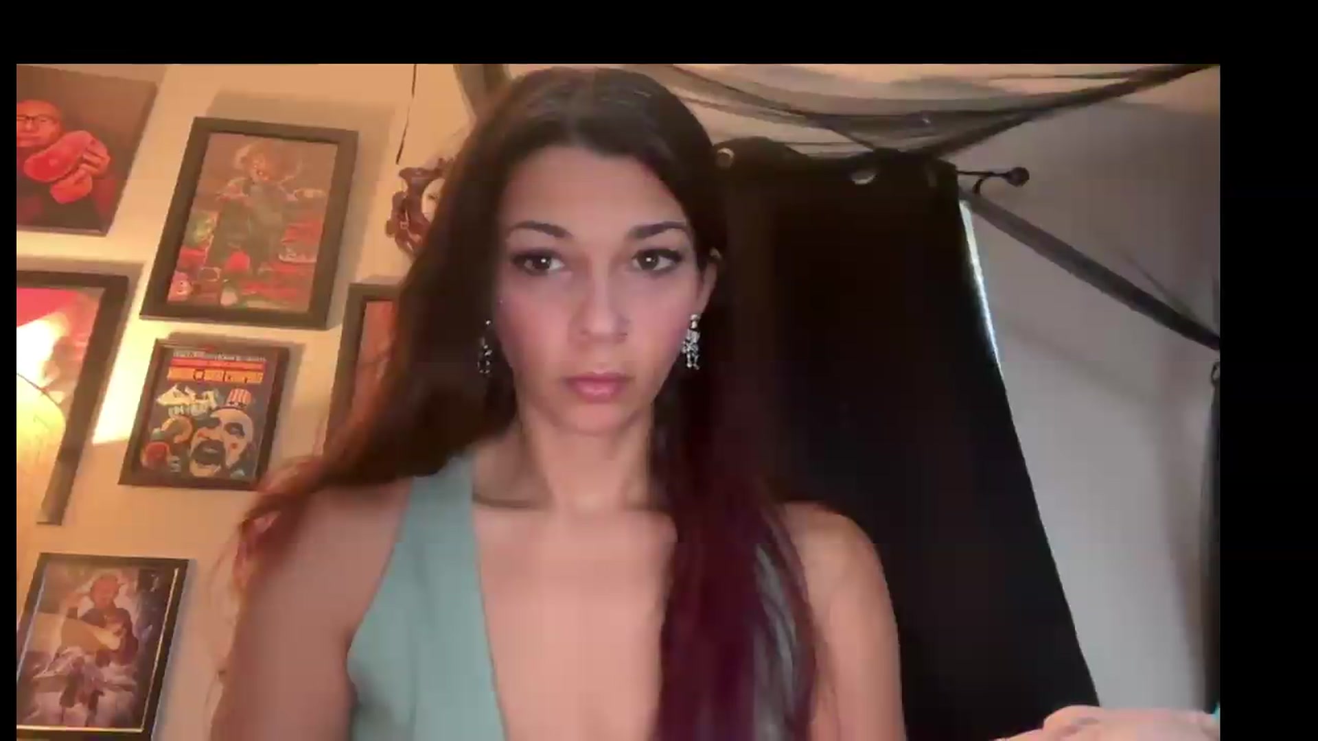 Qu33nPrincess video thumbnail