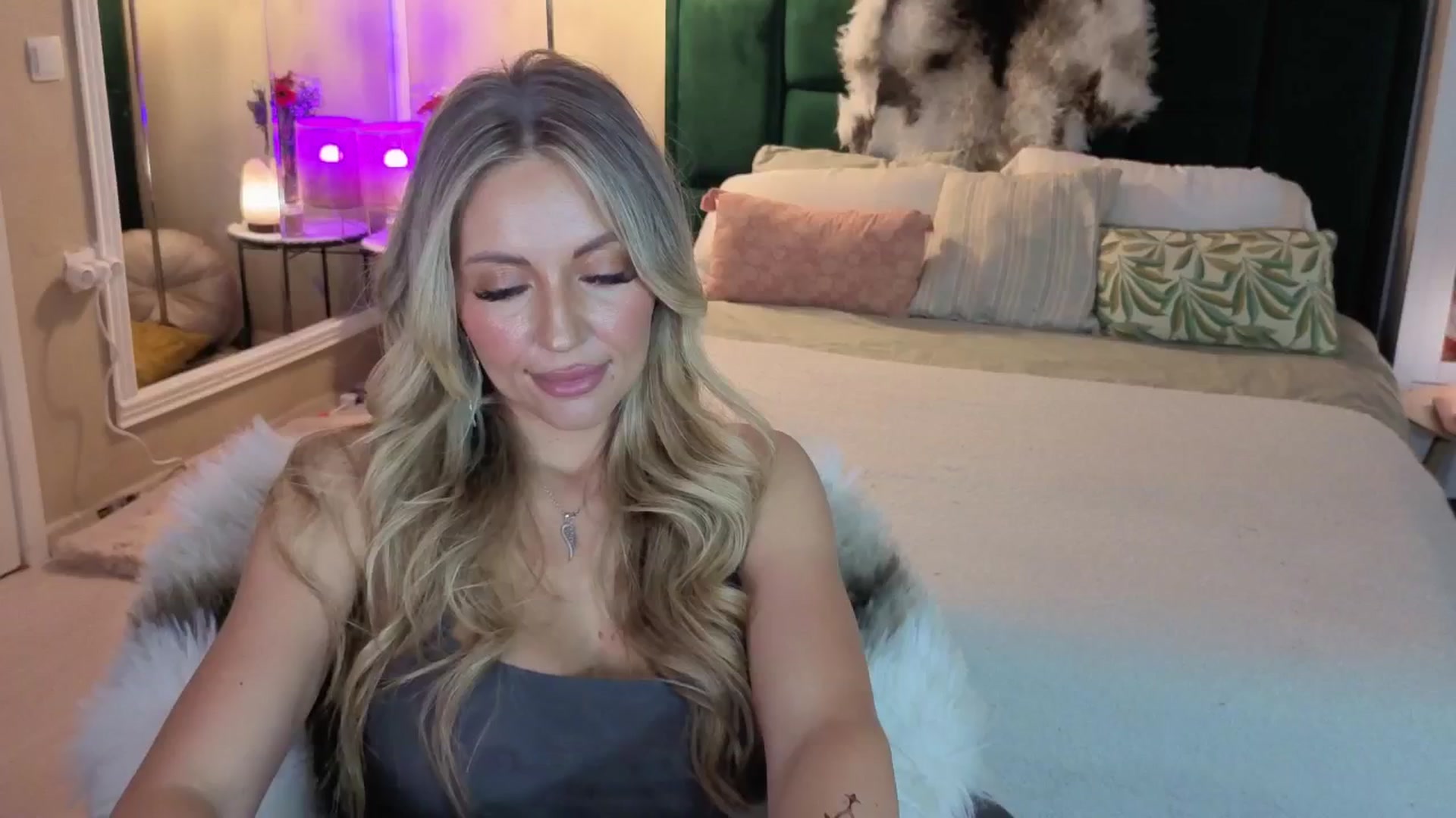 JoanneXOXO video thumbnail