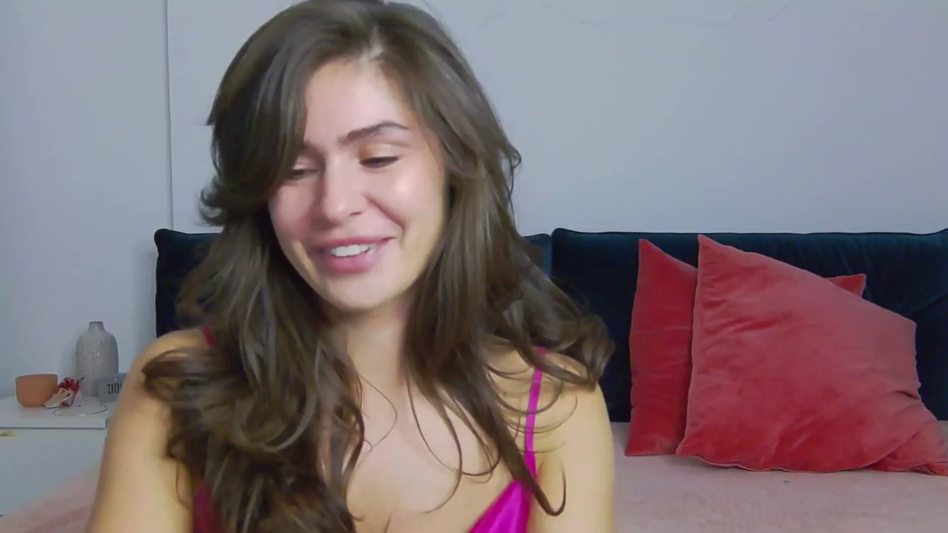 NaiaaBee video thumbnail