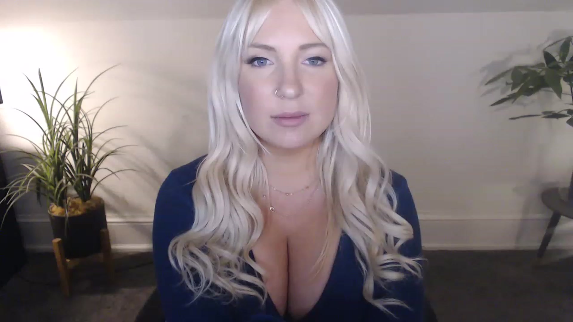 xx_scarlett video thumbnail