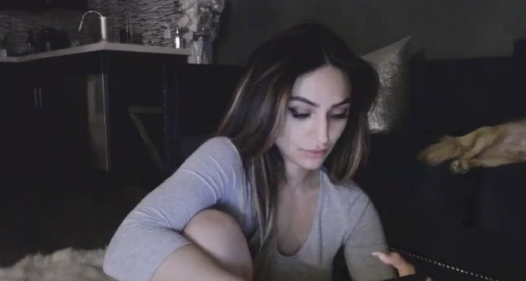 Latina__Queen video thumbnail