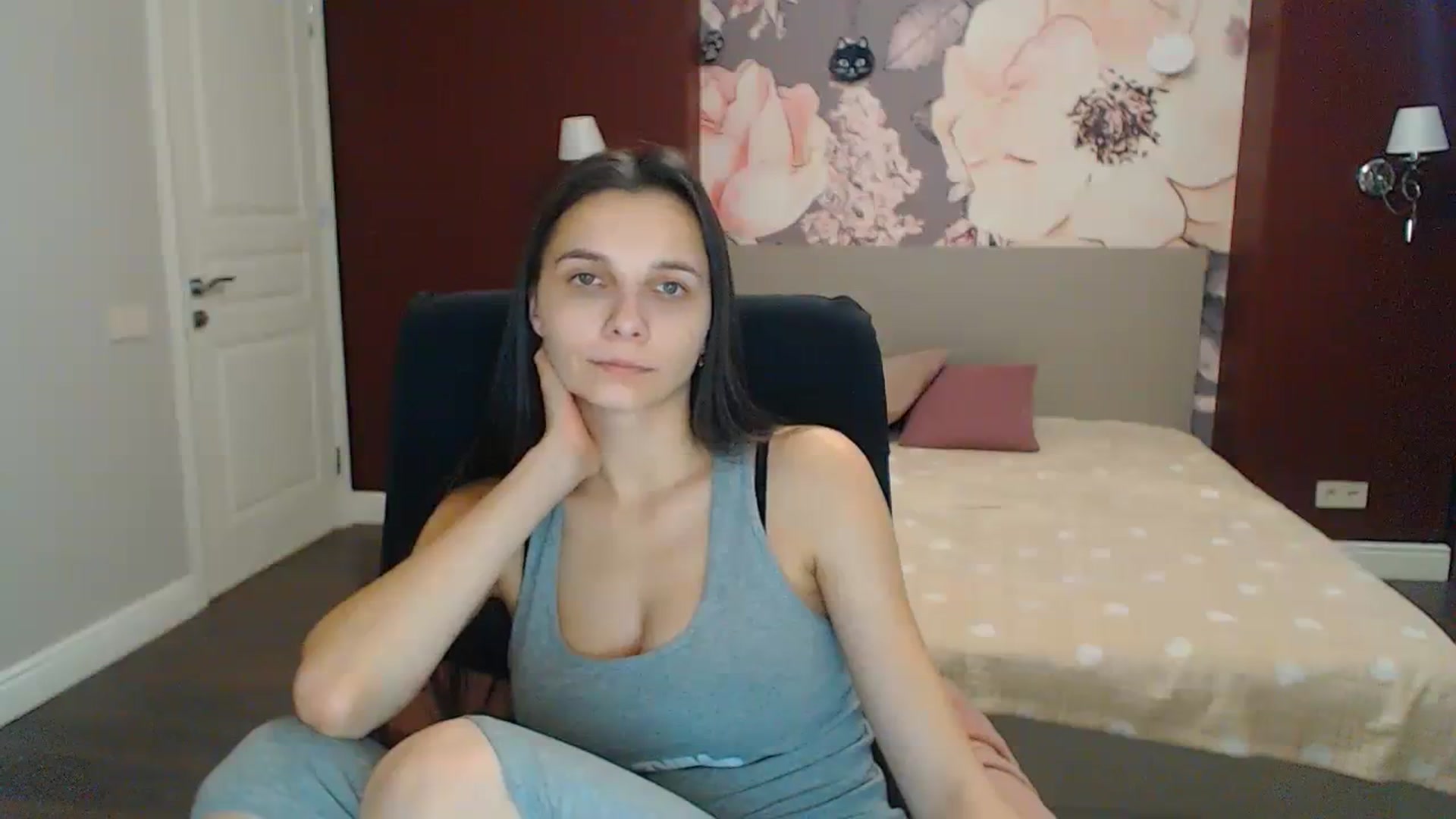 Karina_Mils video thumbnail
