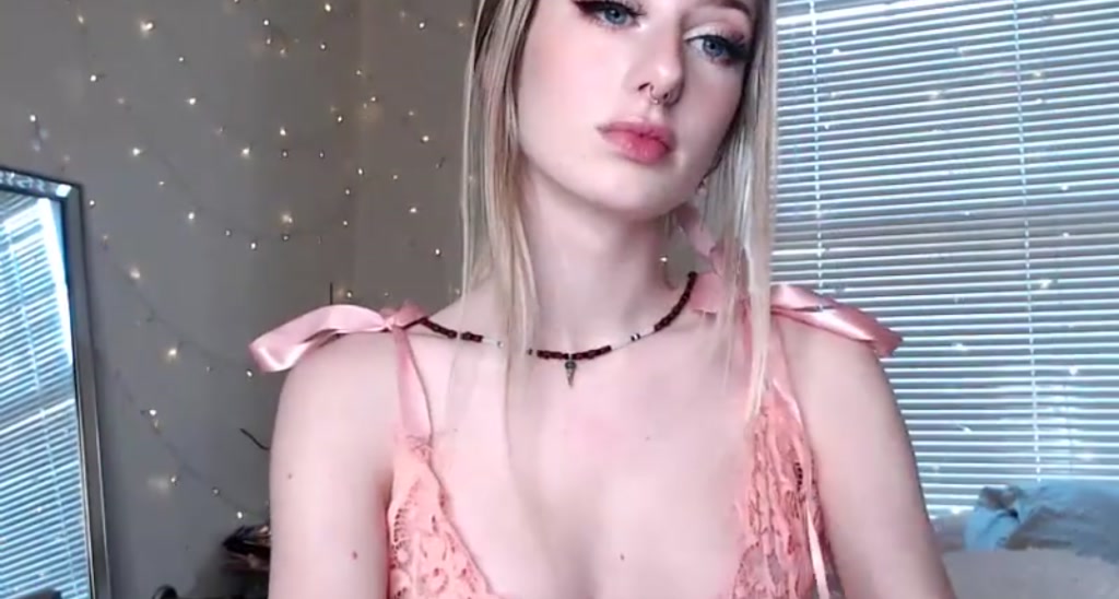 summereloise video thumbnail