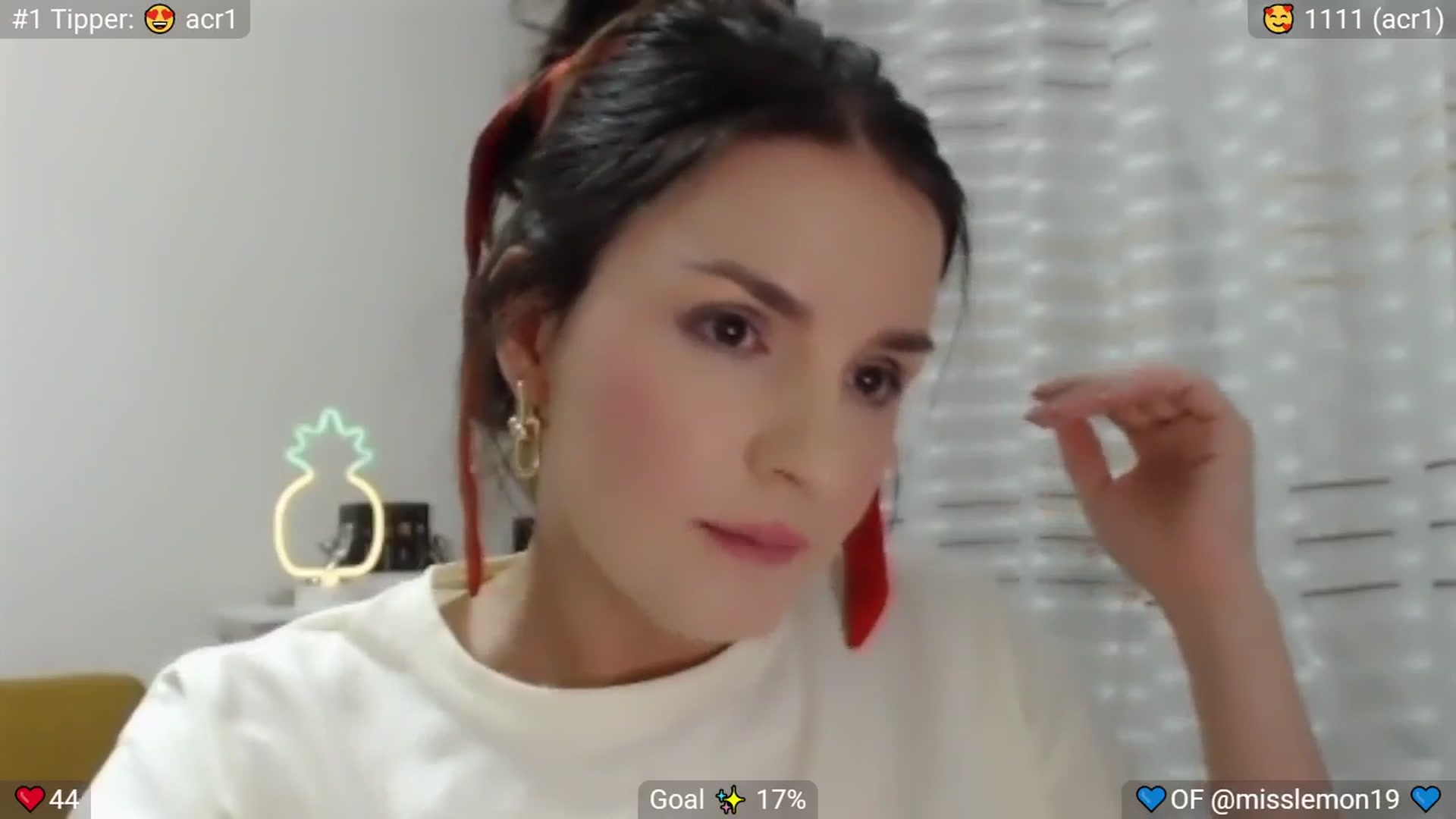MissReno video thumbnail