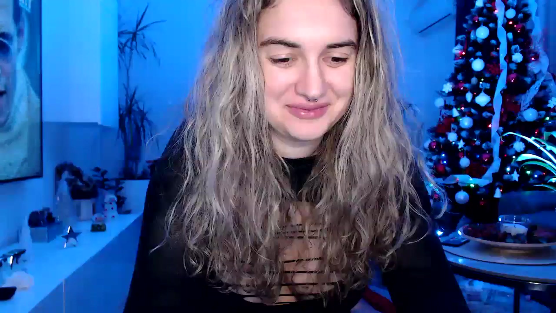 MissDivinna video thumbnail