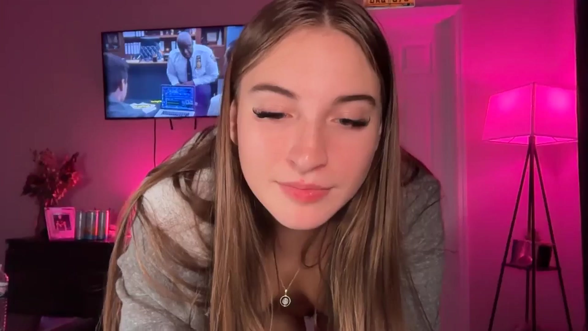 SarahRhyder video thumbnail