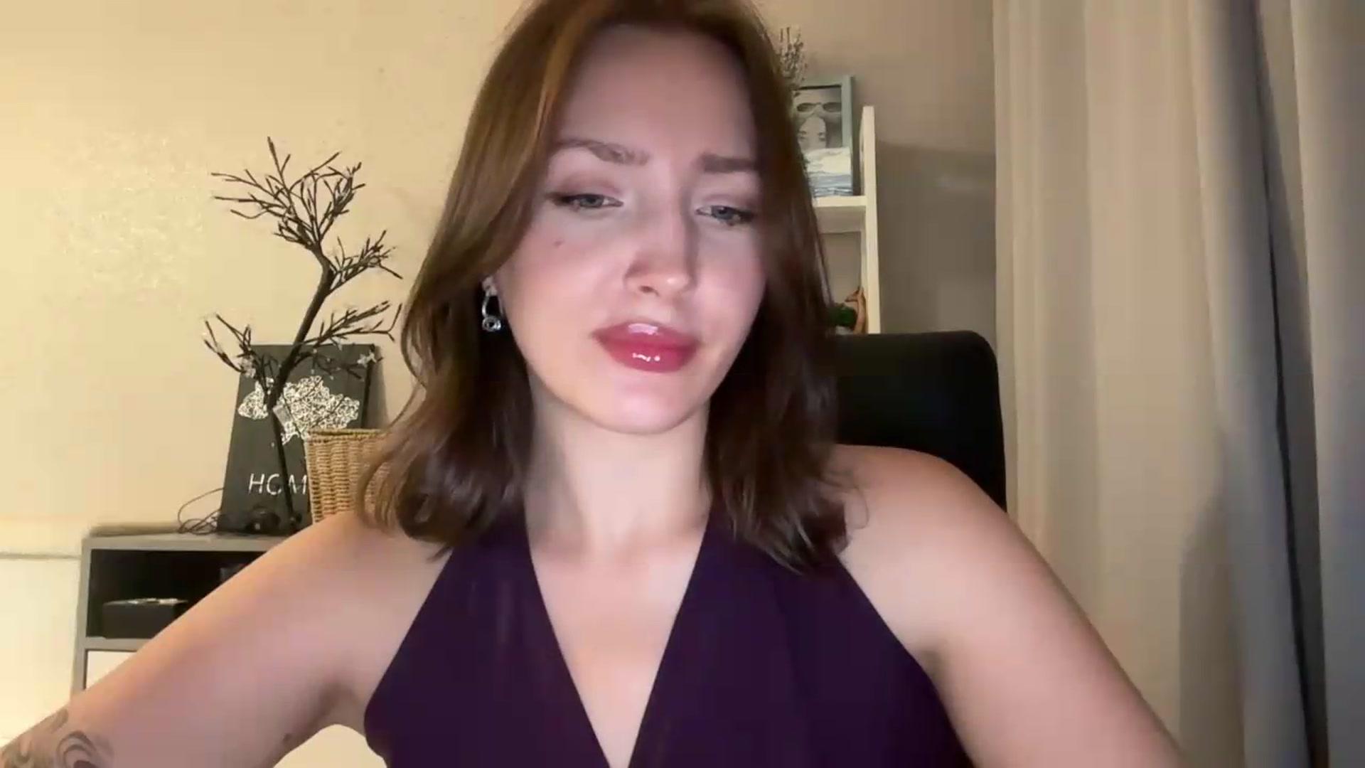 Di_Pearl video thumbnail