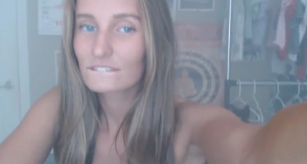 ella_xo video thumbnail