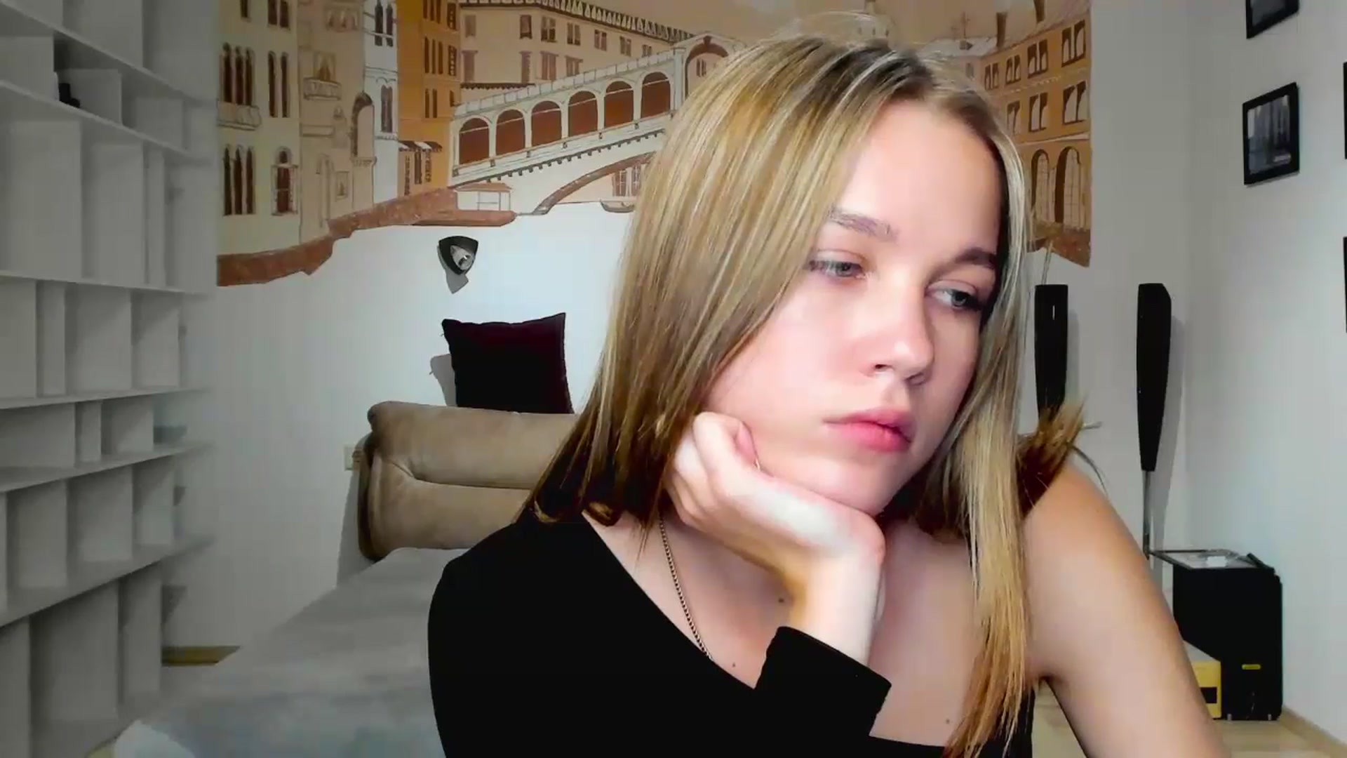 Kate_Lewiss video thumbnail