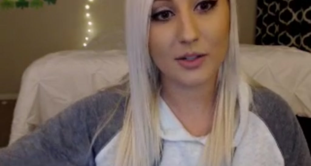 Beach_Babee video thumbnail
