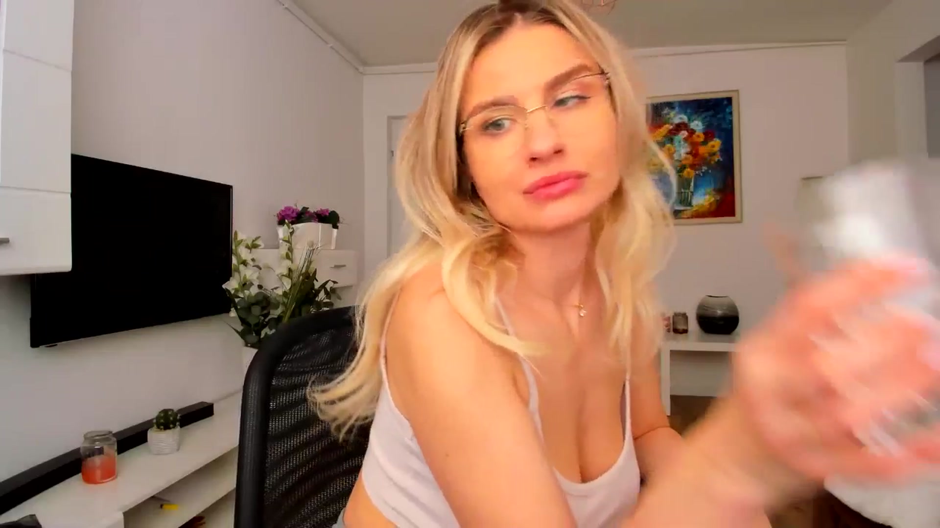 AlyMiss video thumbnail