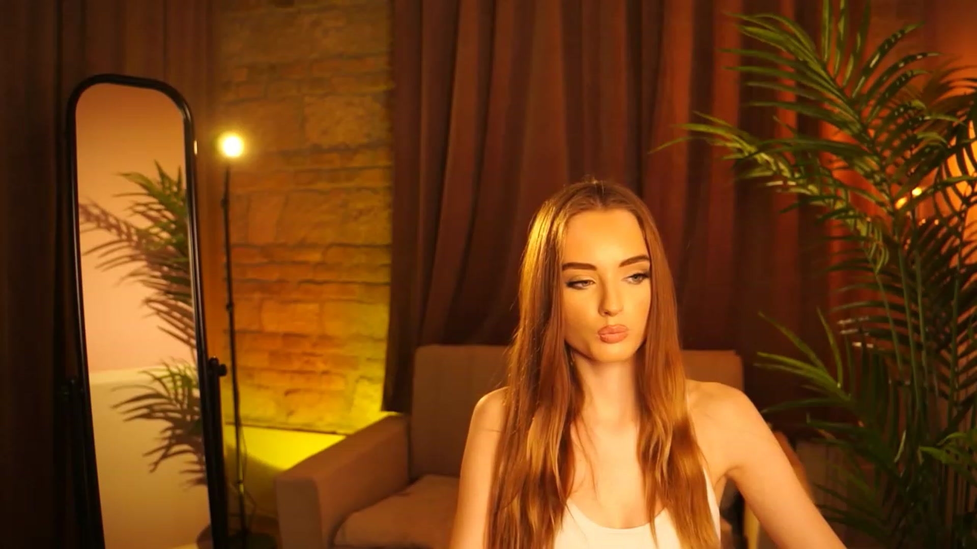 petitegonwild video thumbnail