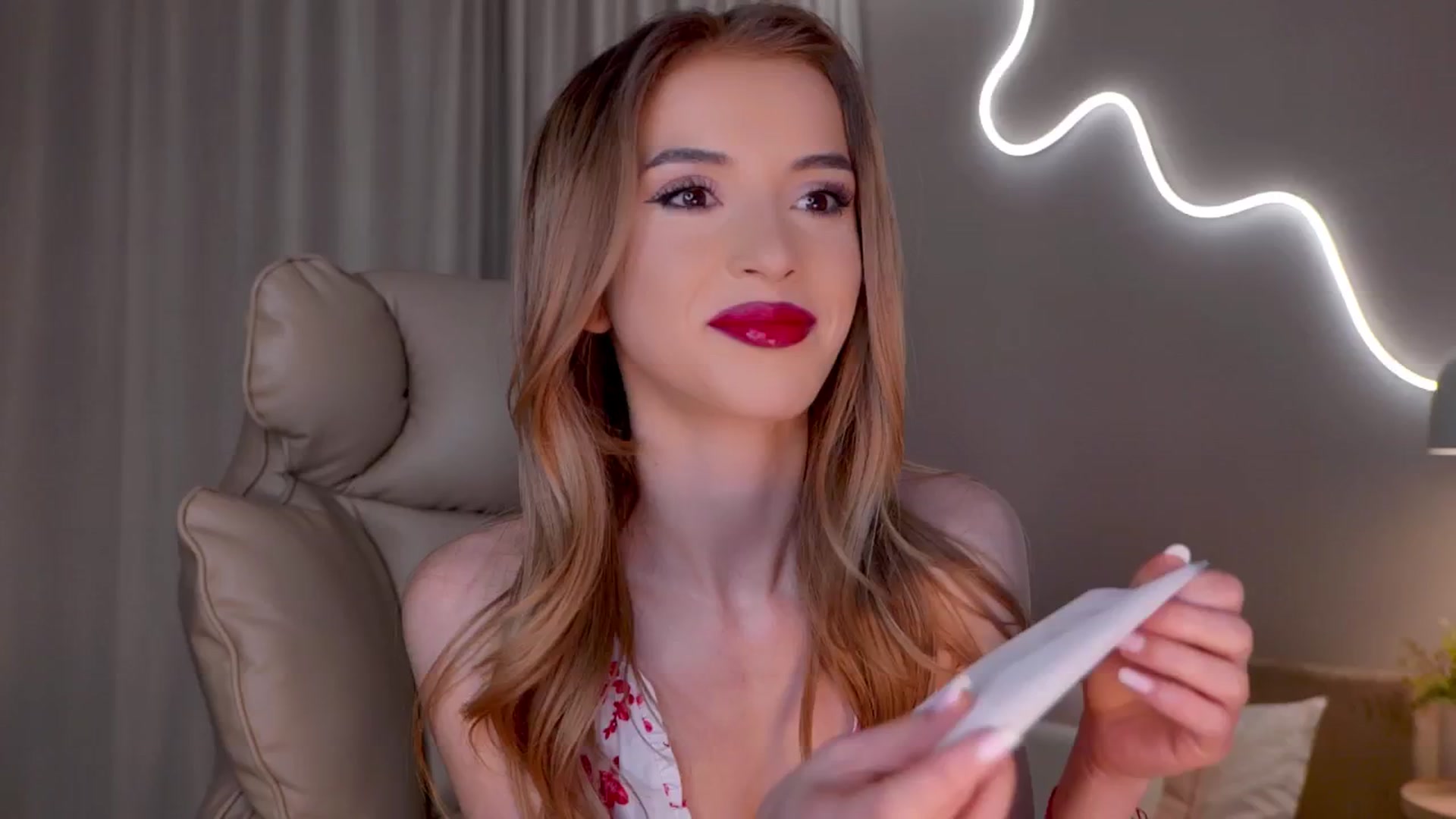 YannaJeen video thumbnail