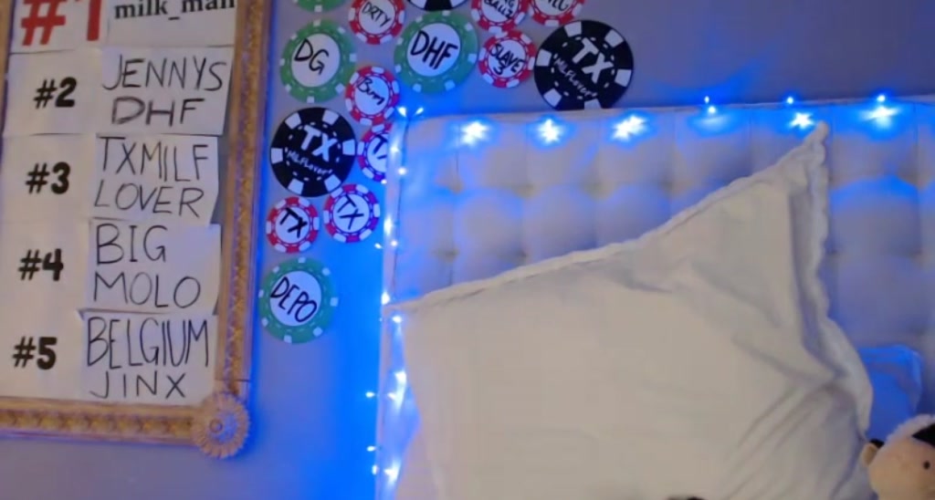 JennyJolo video thumbnail