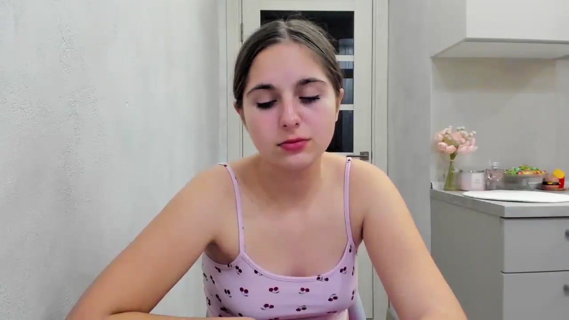 Miss_Peach_ video thumbnail