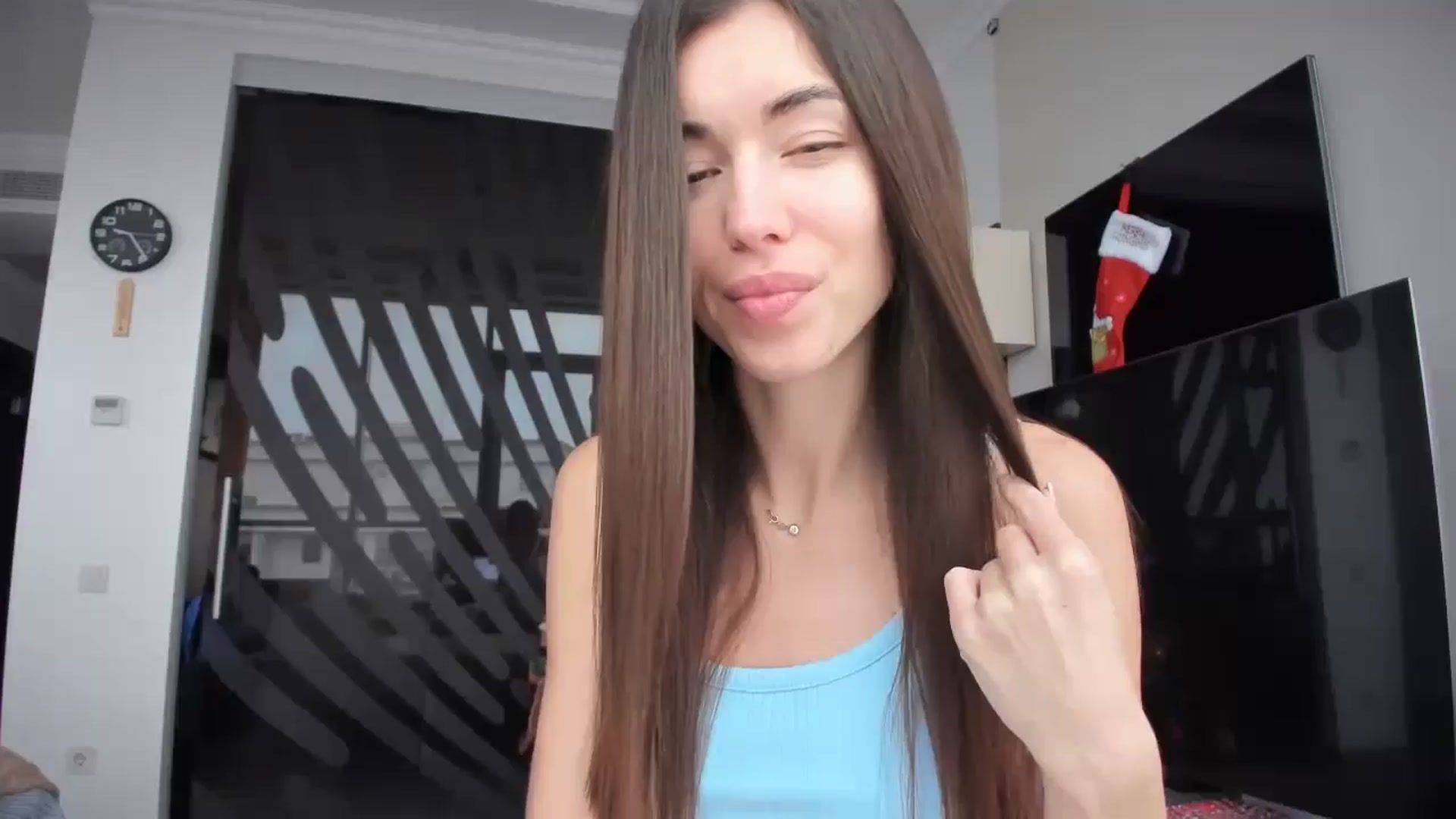 laurensaenz video thumbnail