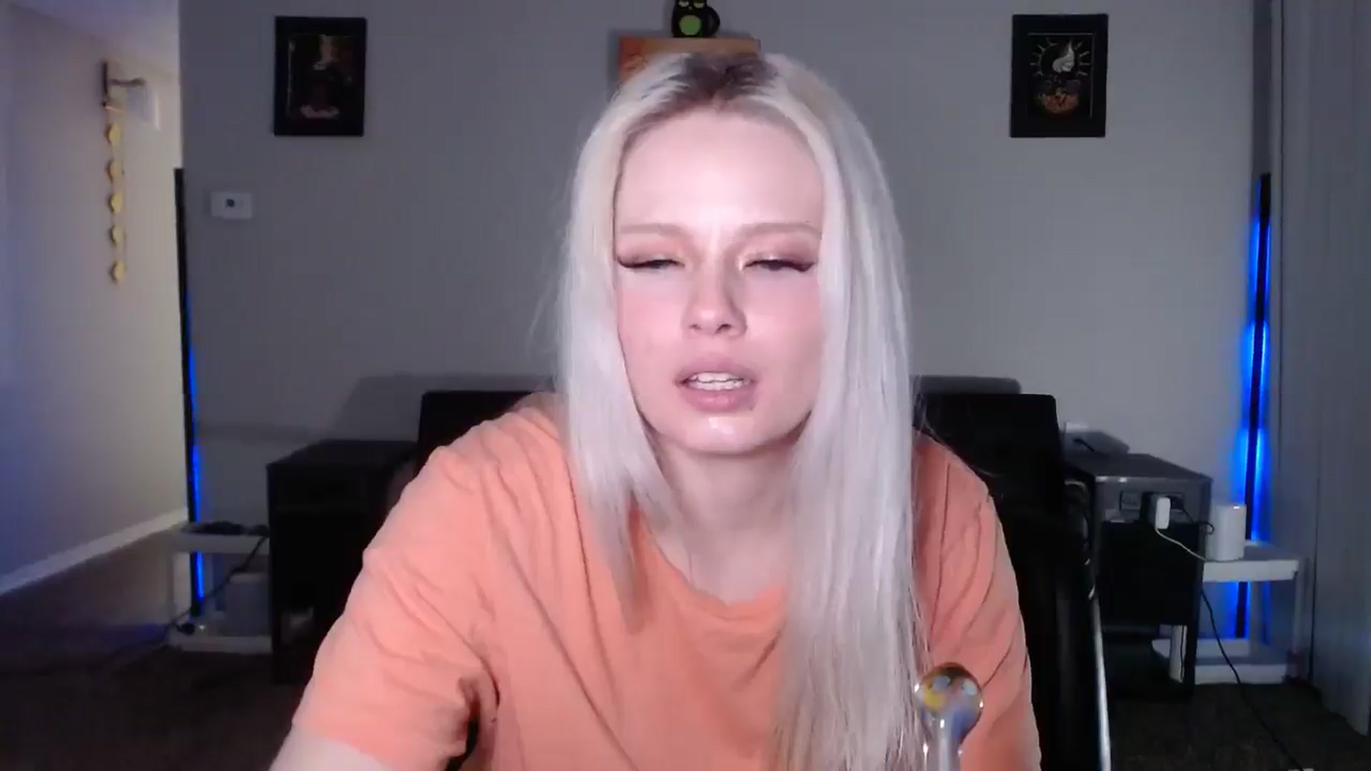 thtoneblonde video thumbnail