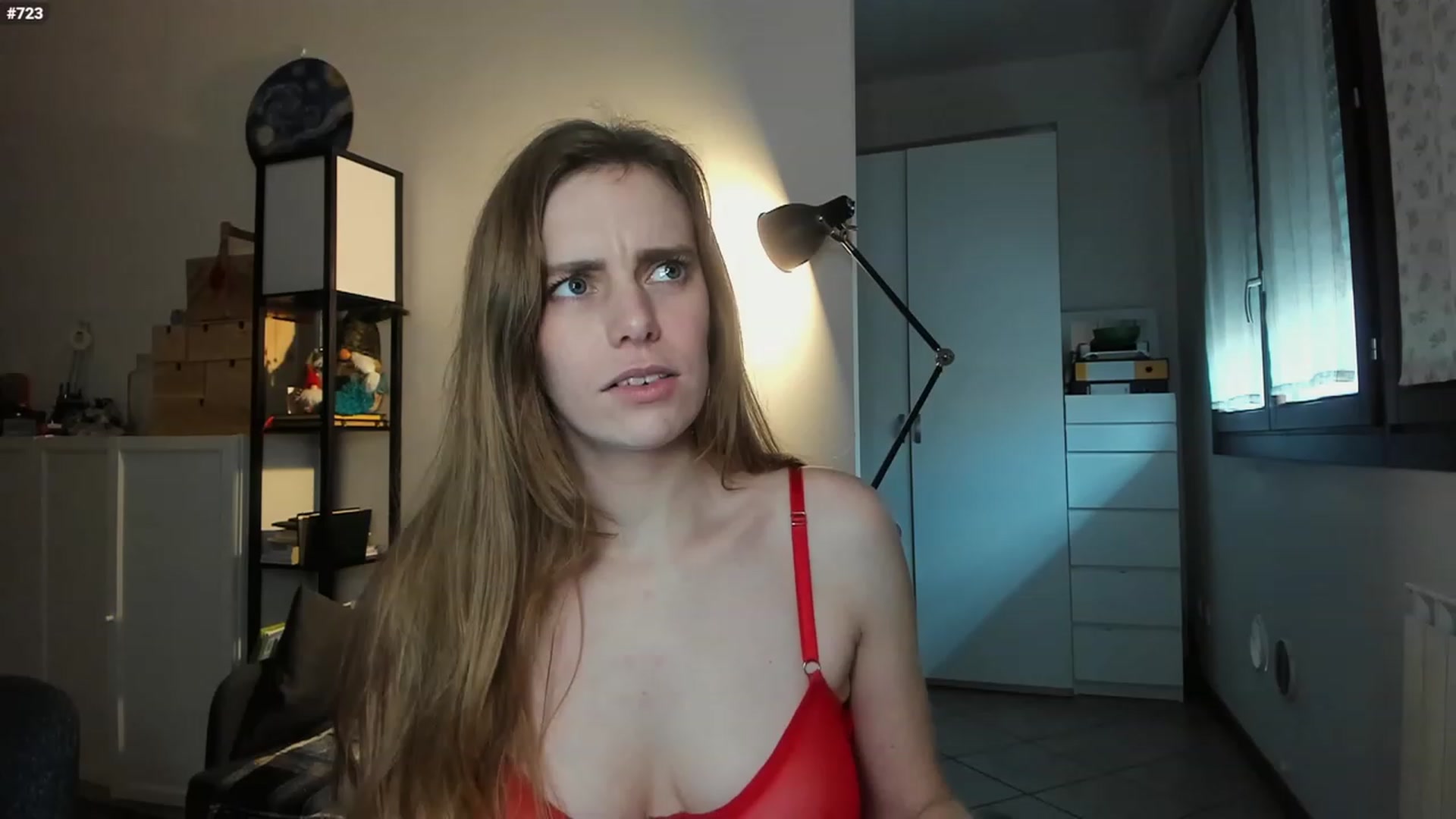 Personage video thumbnail