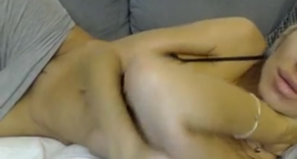 Blonde_M video thumbnail