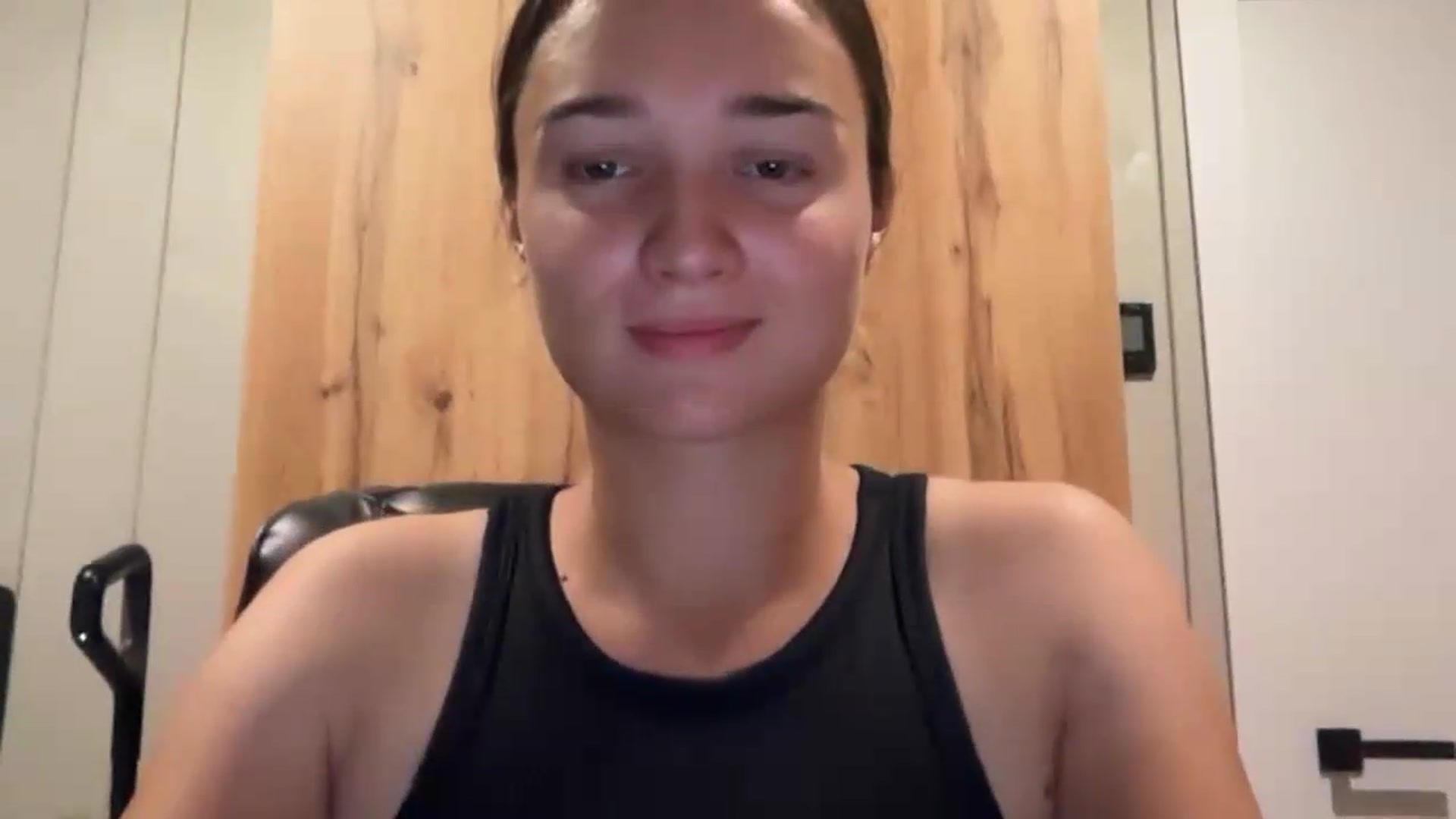 EvelinaDivine video thumbnail