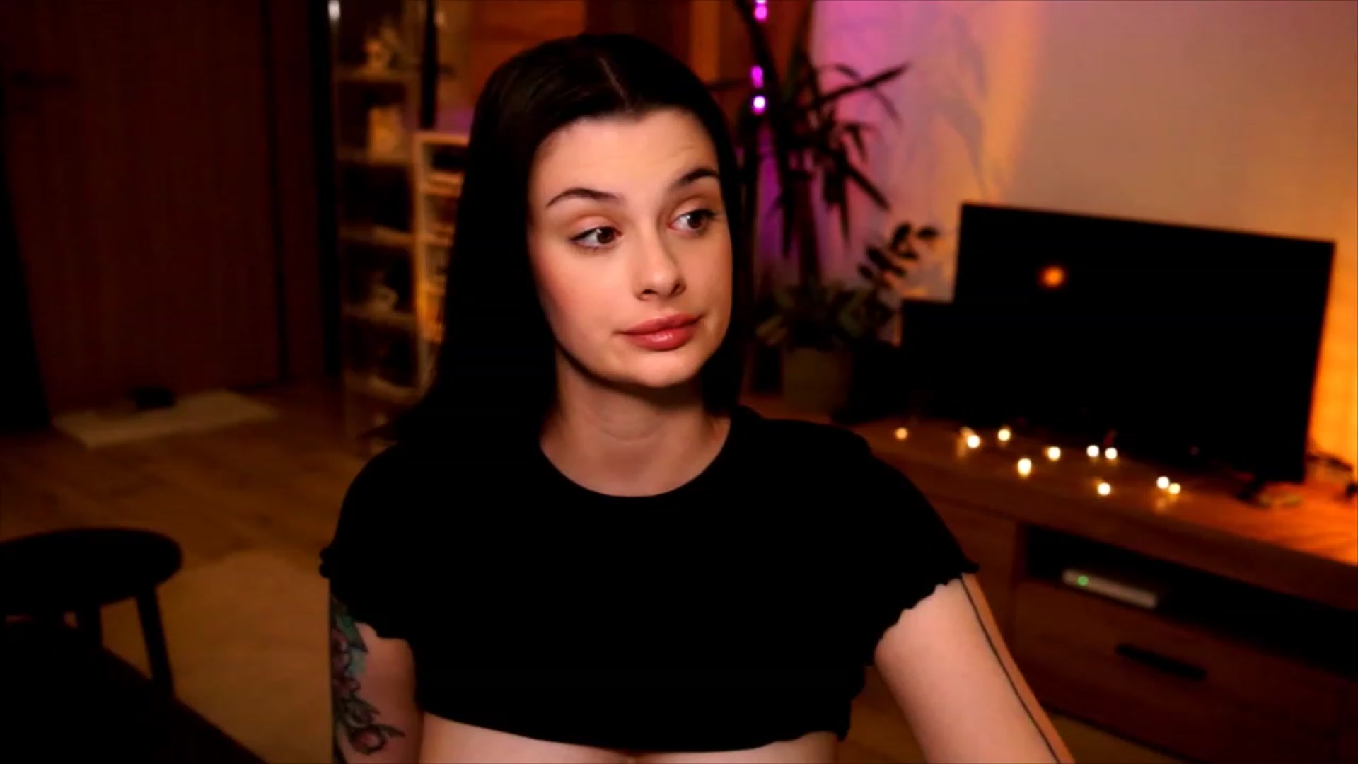 lucynutty video thumbnail
