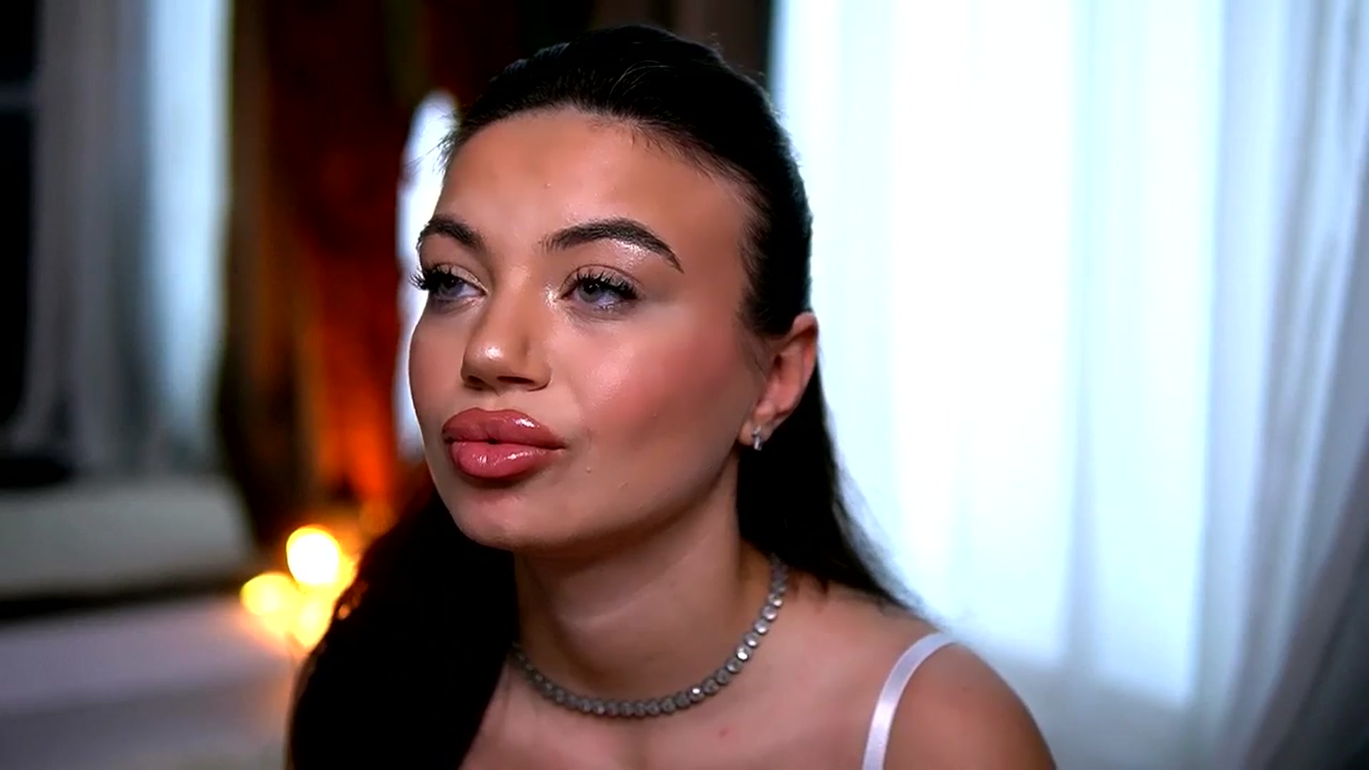EsmeLuv video thumbnail