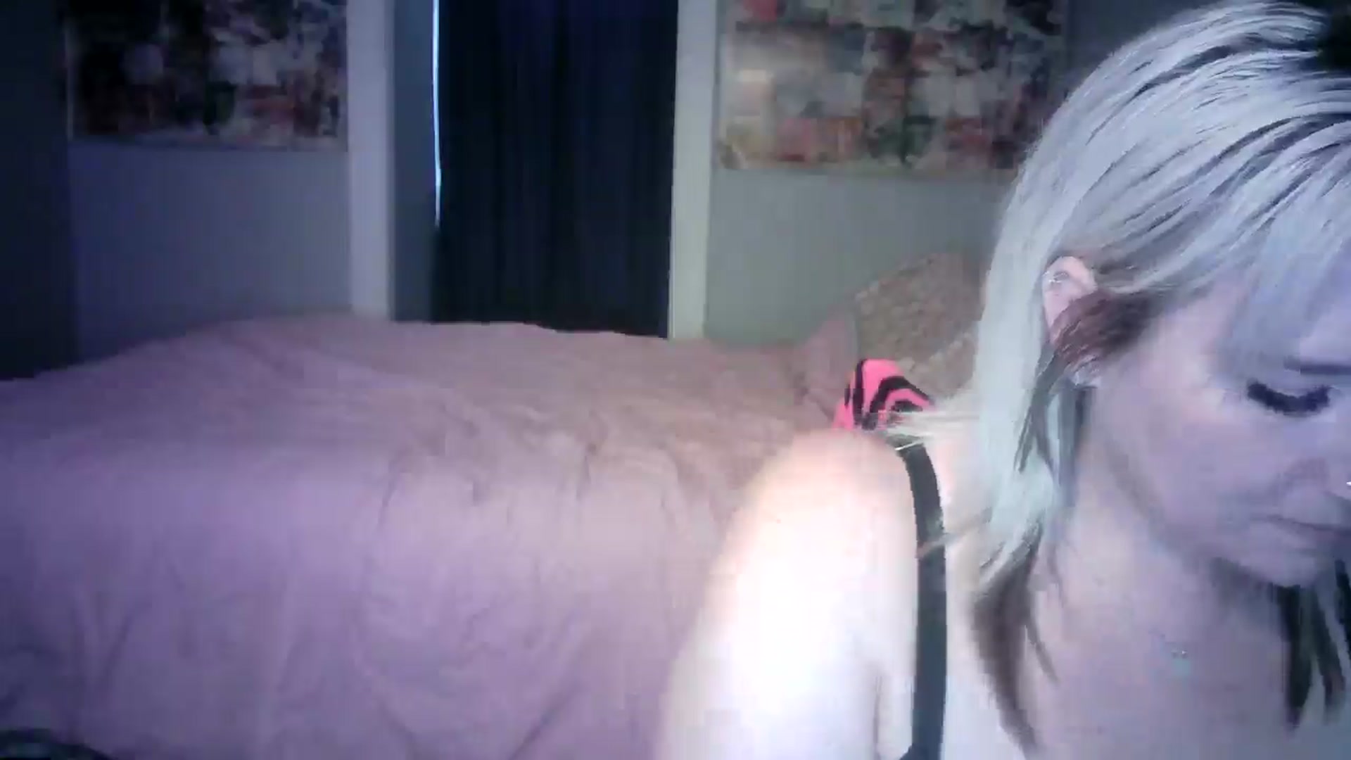 LusciousLindz video thumbnail