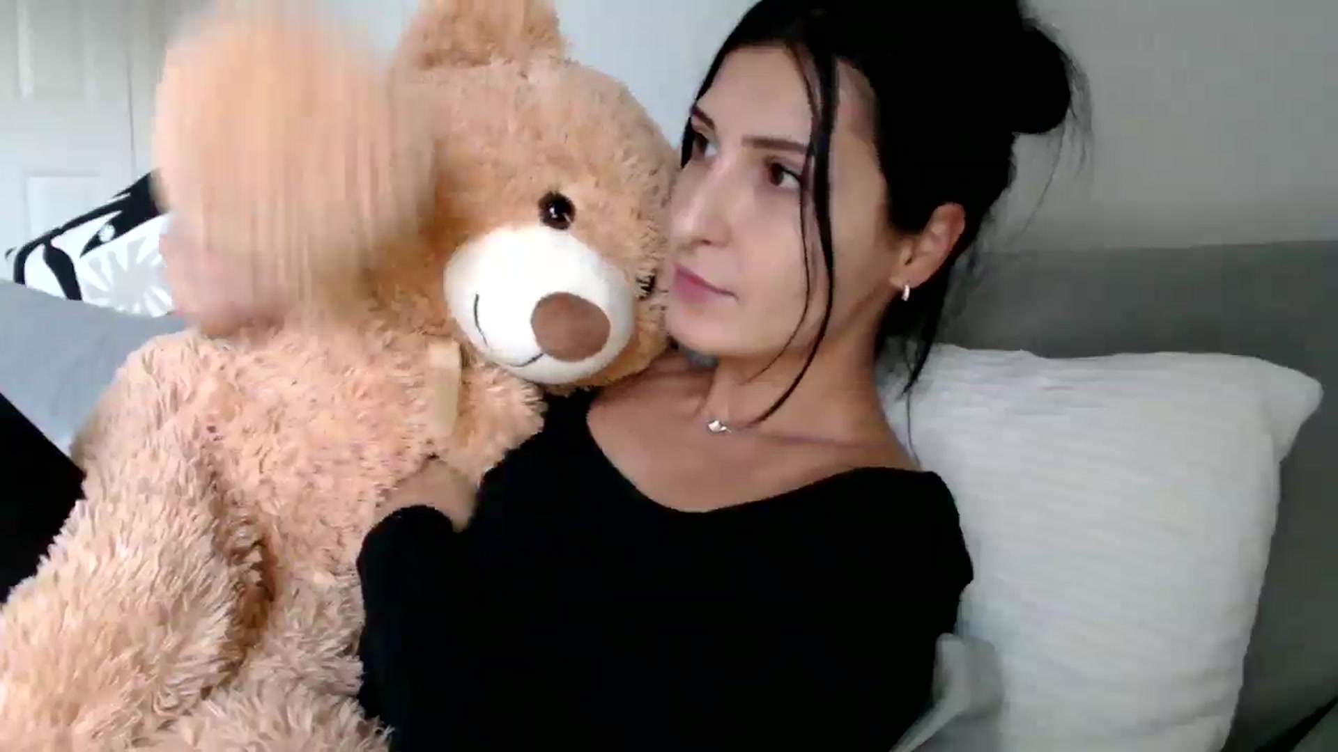 Yara_77 video thumbnail