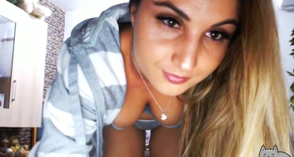 Moni_K video thumbnail