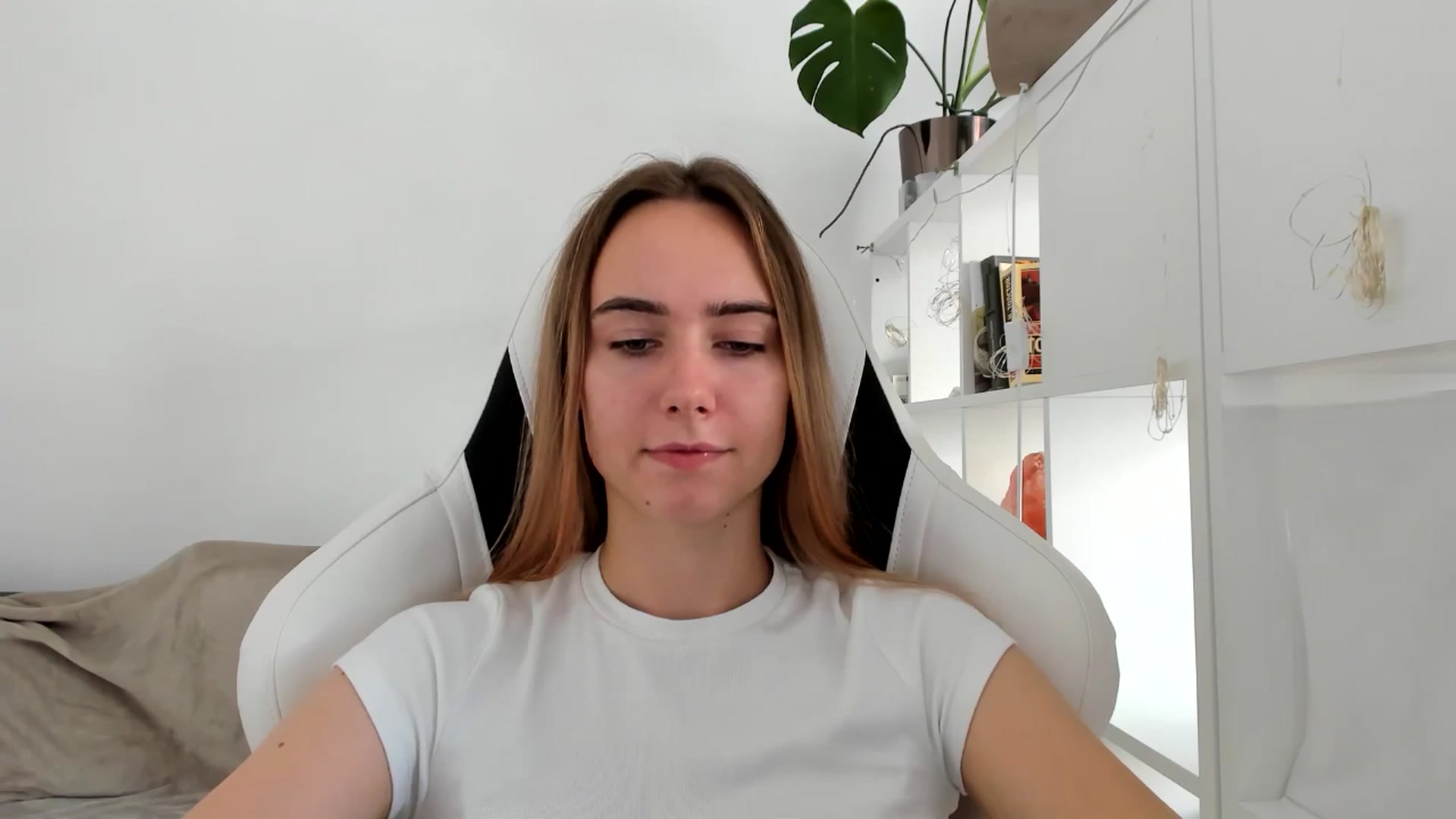 OhAlisa video thumbnail